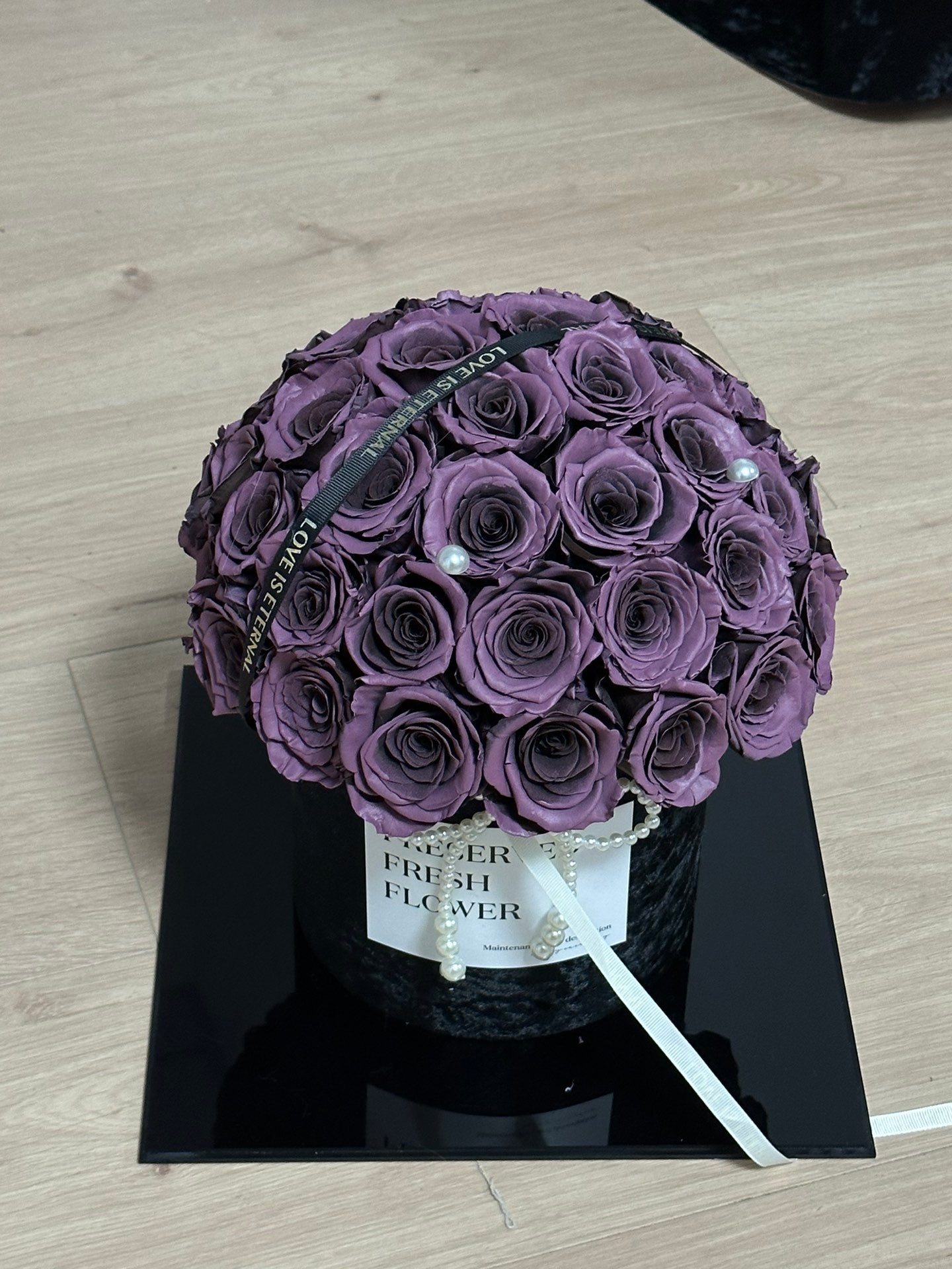 Preserved Rose Hug Bucket - Eternal Flowers, Forever Love Gift, Suitable for Her (Mom, Wife, Girlfriend) on Any Occasion