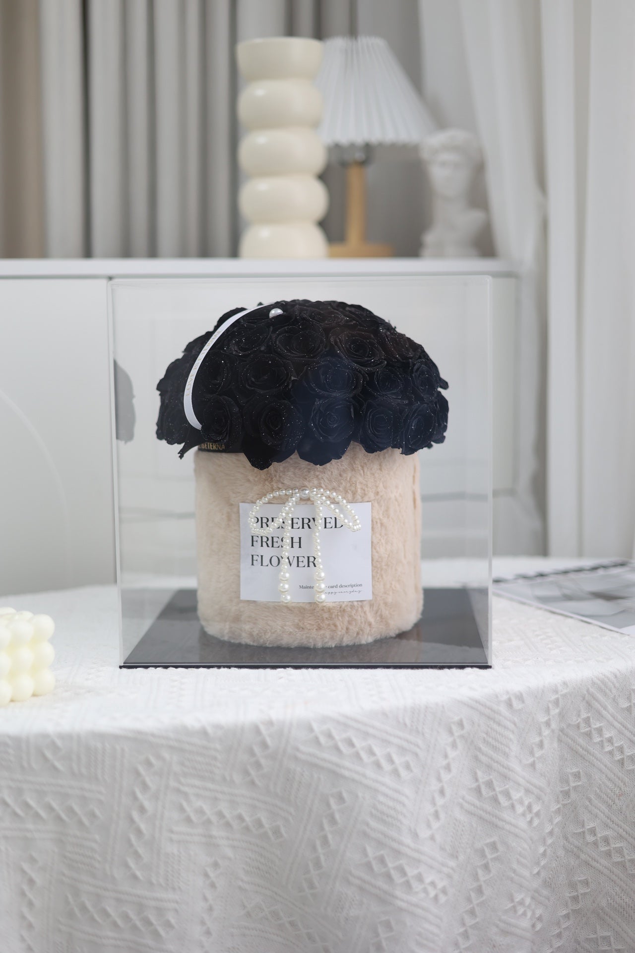 Preserved Rose Hug Bucket - Eternal Flowers, Forever Love Gift, Suitable for Her (Mom, Wife, Girlfriend) on Any Occasion