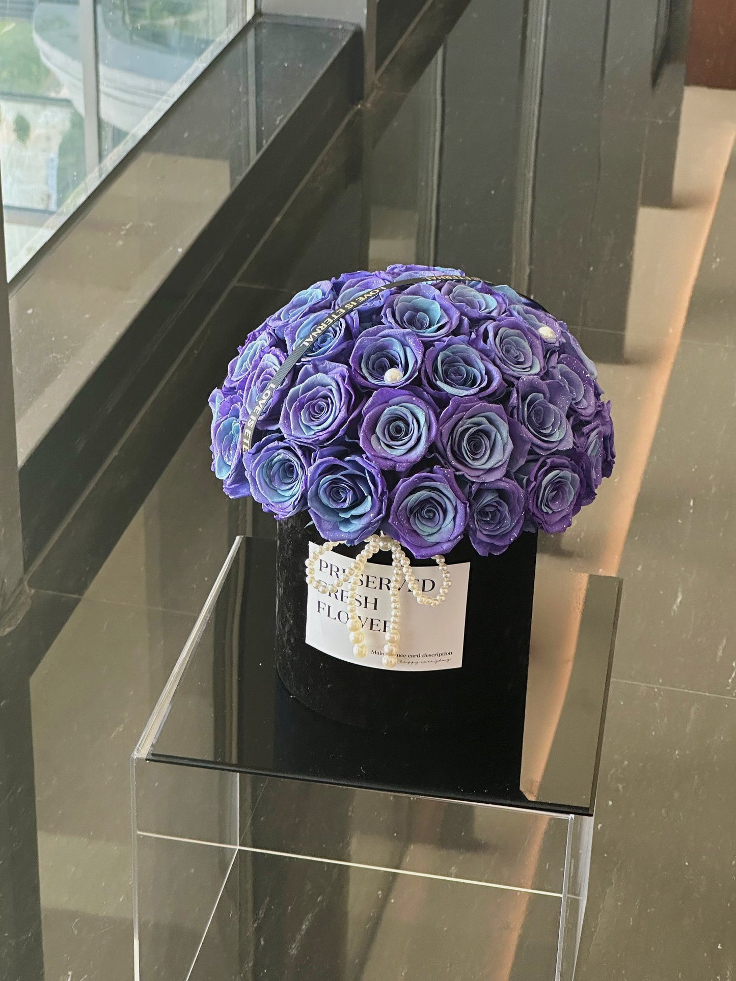  Handmade Preserved Rose Hug Bucket - Everlasting Beauty, Eternal Affection Token, Perfect for Expressing Forever Love