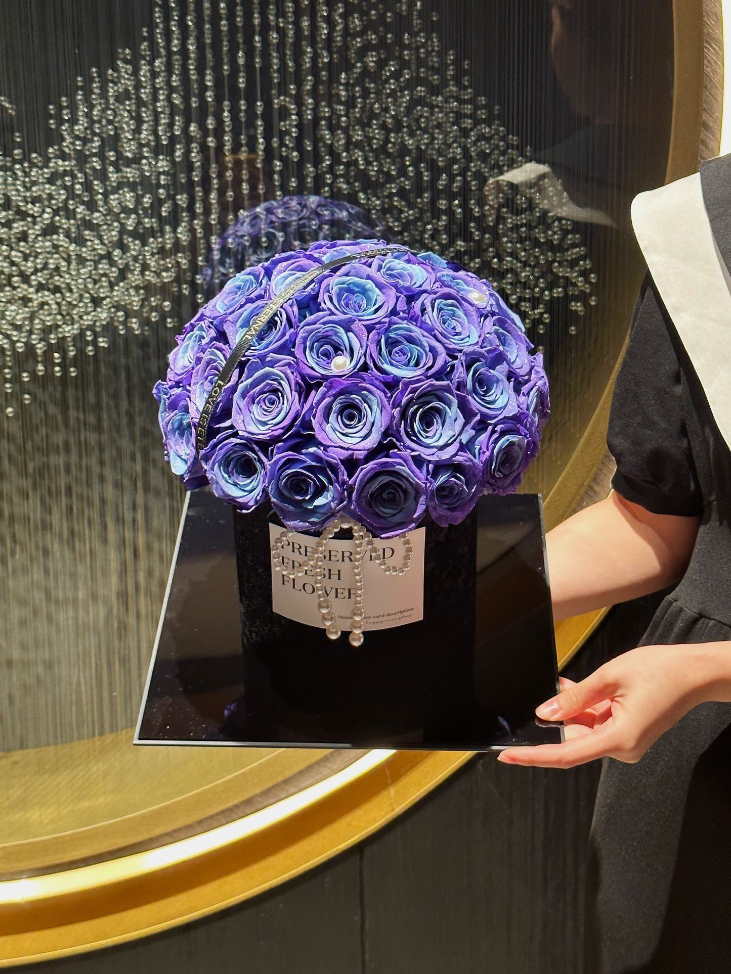  Handmade Preserved Rose Hug Bucket - Everlasting Beauty, Eternal Affection Token, Perfect for Expressing Forever Love