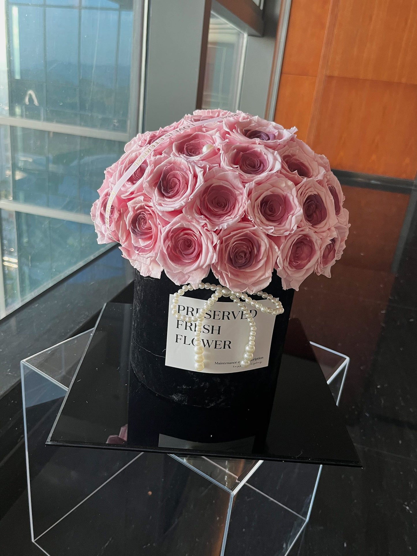 Preserved Rose Hug Bucket with Eternal Blooms - Long-Lasting Gift for Her, Ideal for Valentine's Day, Mother's Day & Christmas