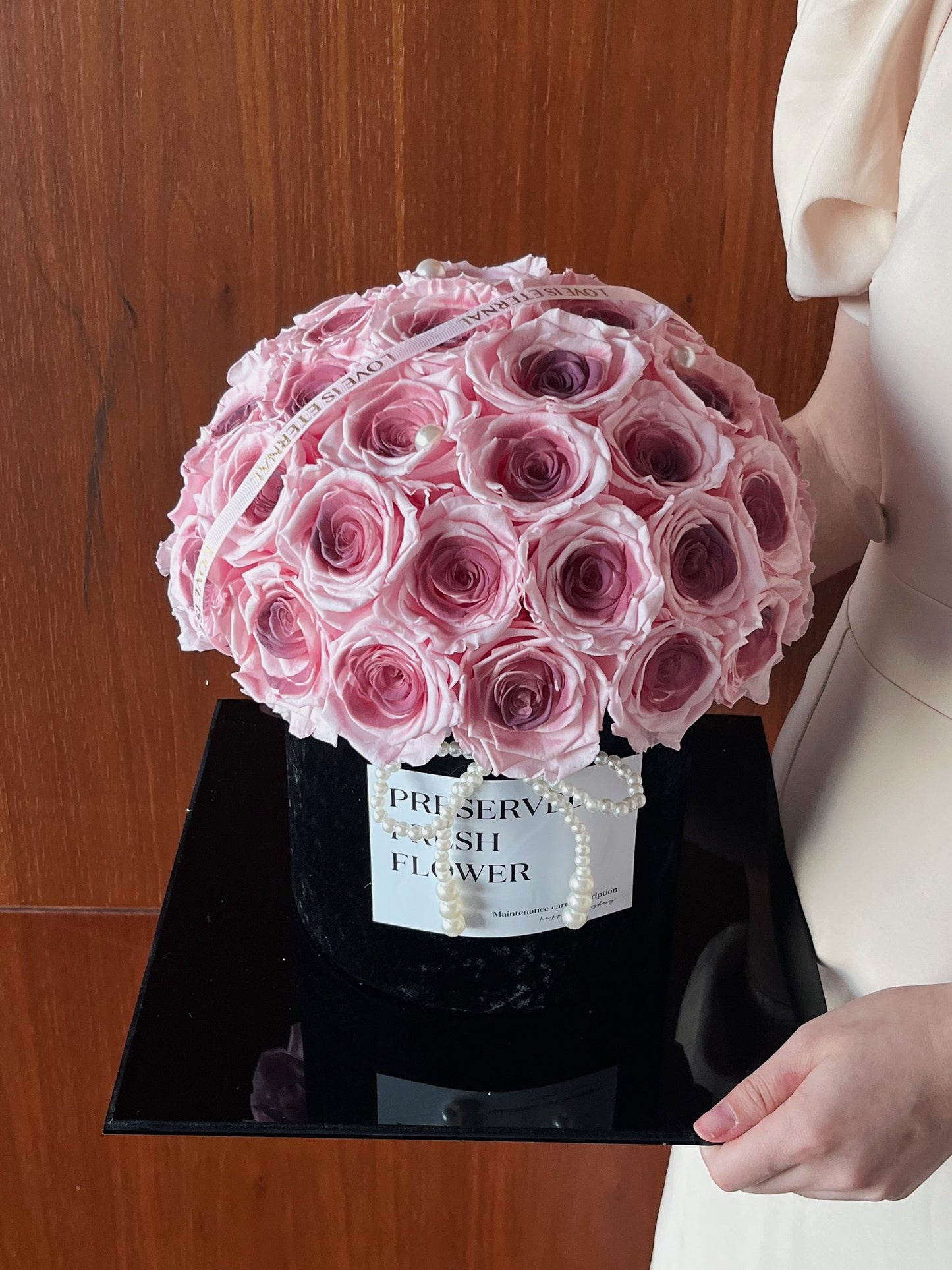 Preserved Rose Hug Bucket with Eternal Blooms - Long-Lasting Gift for Her, Ideal for Valentine's Day, Mother's Day & Christmas