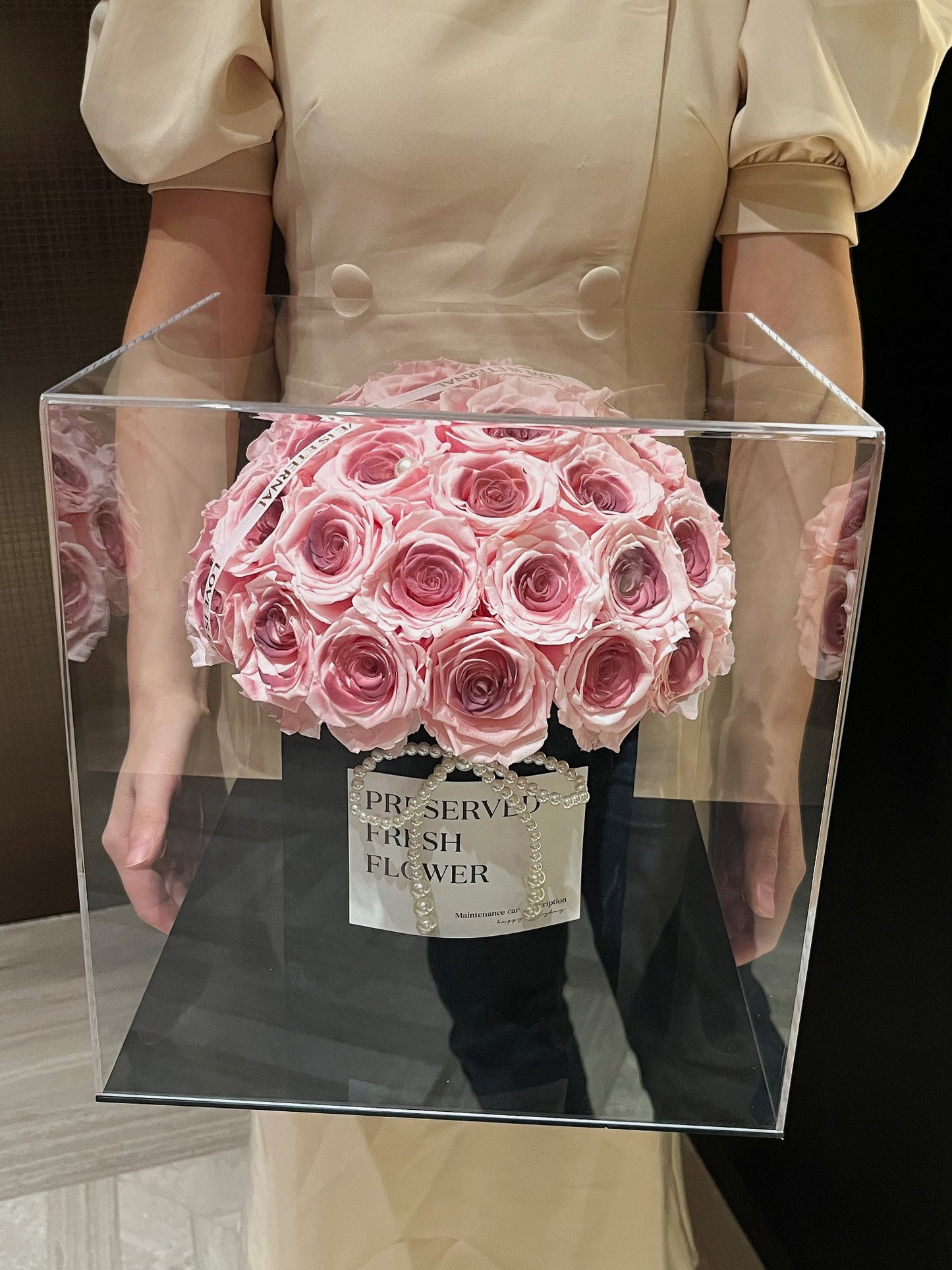Preserved Rose Hug Bucket with Eternal Blooms - Long-Lasting Gift for Her, Ideal for Valentine's Day, Mother's Day & Christmas