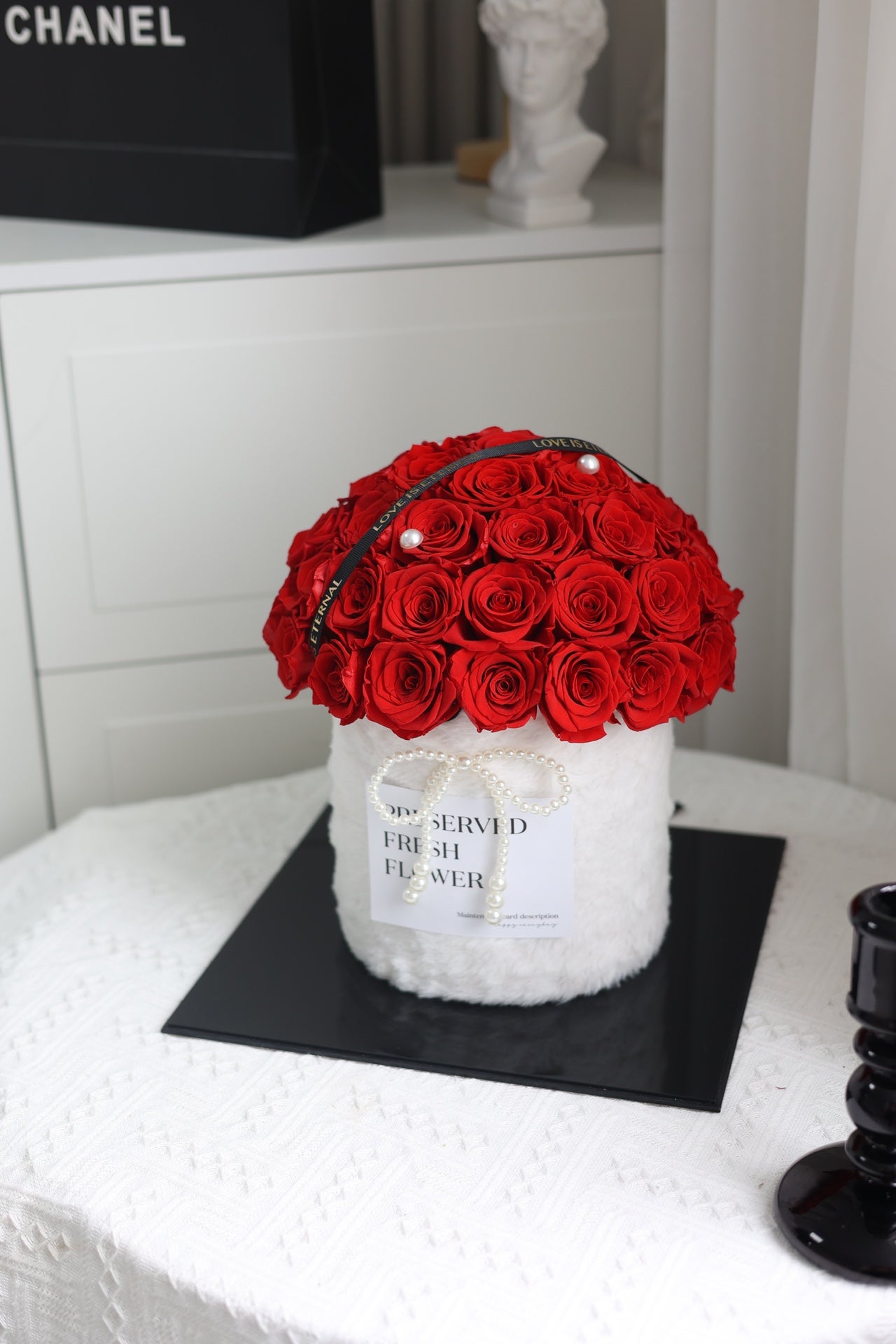 Luxury Preserved Rose Hug Bucket - Everlasting Love Flowers, Eternal Gift, Perfect for Valentine's Day & Birthday Surprises