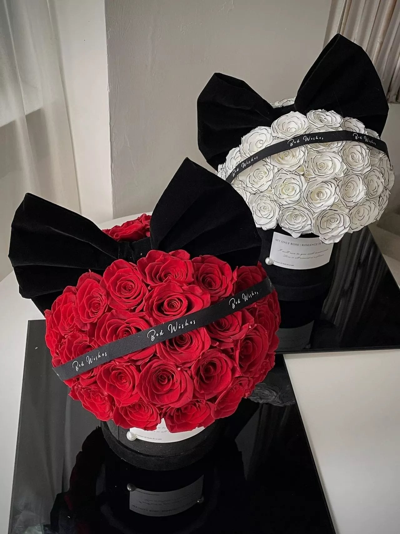 Long-Lasting Rose Hug Bucket with Preserved Flowers - Forever Affection Gift, Perfect for Valentine's Day & Anniversary