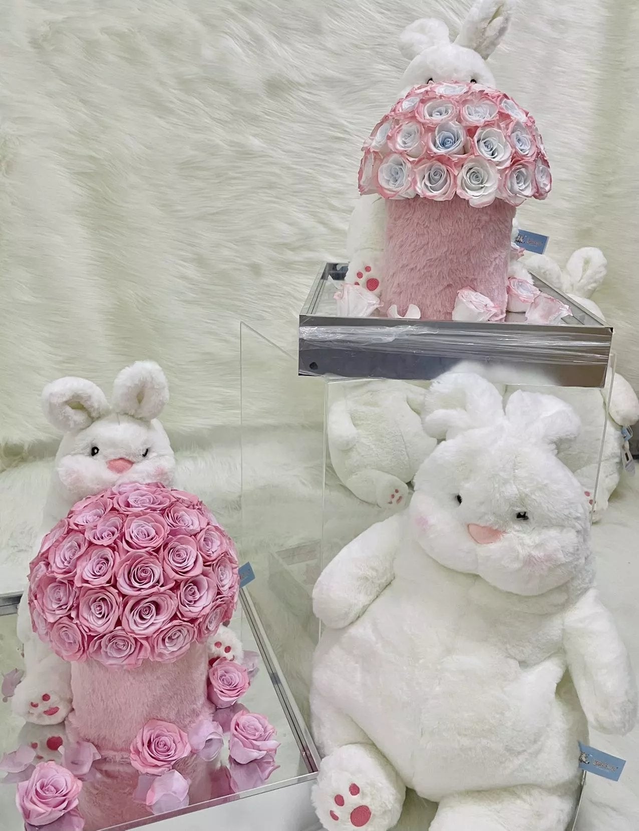  Preserved Rose Hug Bucket - Everlasting Blooms, Timeless Affection, Ideal Gift for Mom, Wife & Girlfriend