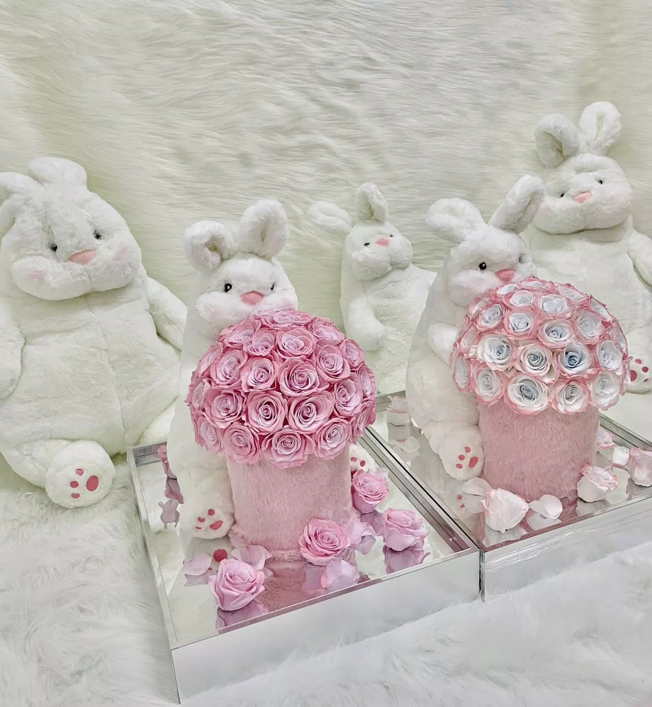  Preserved Rose Hug Bucket - Everlasting Blooms, Timeless Affection, Ideal Gift for Mom, Wife & Girlfriend