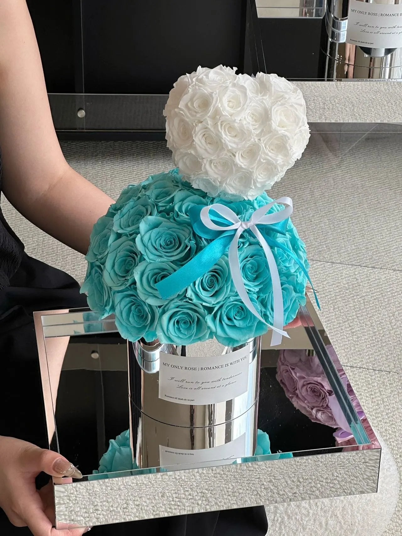 Handmade Everlasting Rose Hug Bucket - Preserved Flowers, Eternal Love Gift, Perfect for Girlfriend & Wife