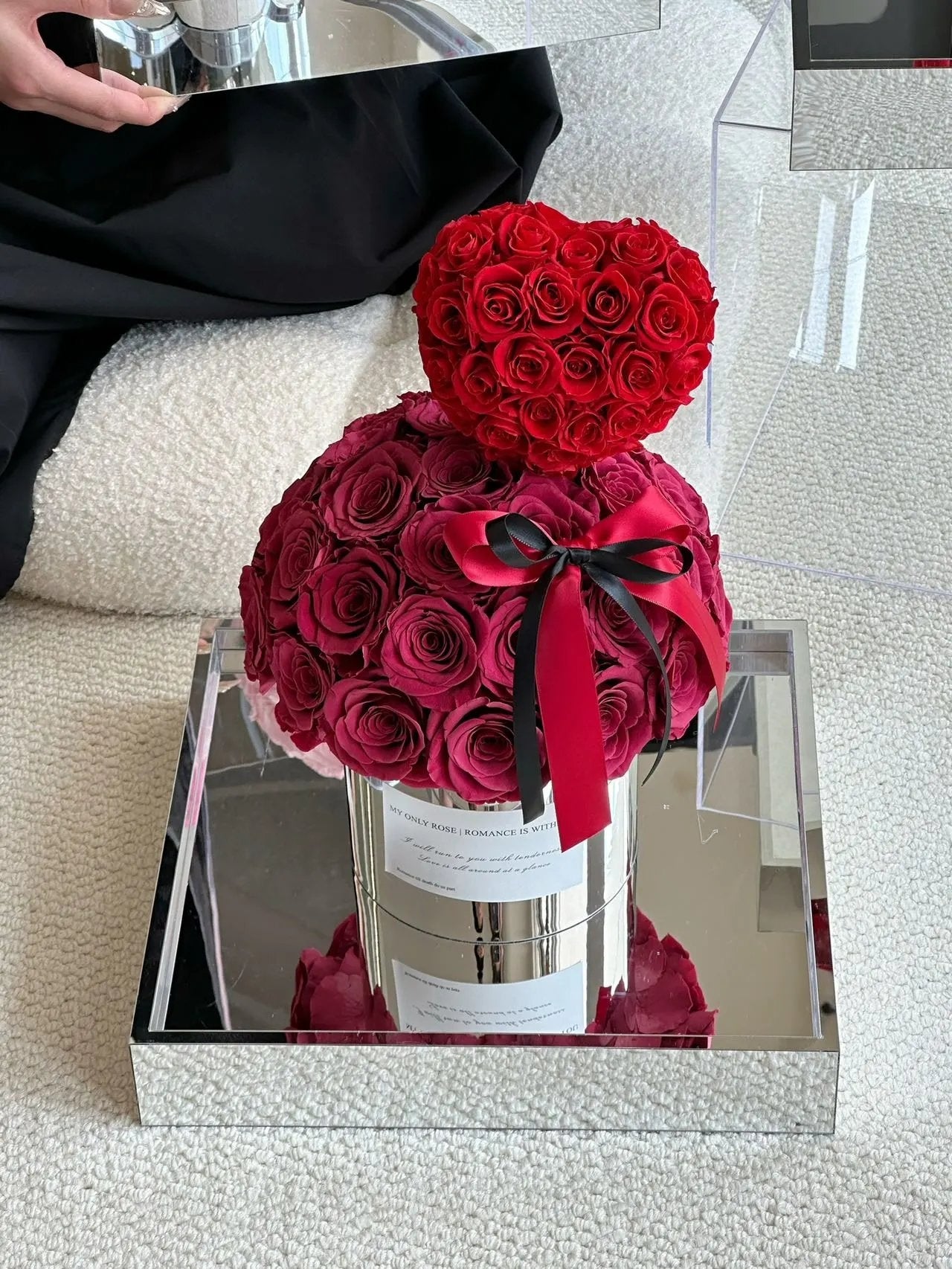 Handmade Everlasting Rose Hug Bucket - Preserved Flowers, Eternal Love Gift, Perfect for Girlfriend & Wife