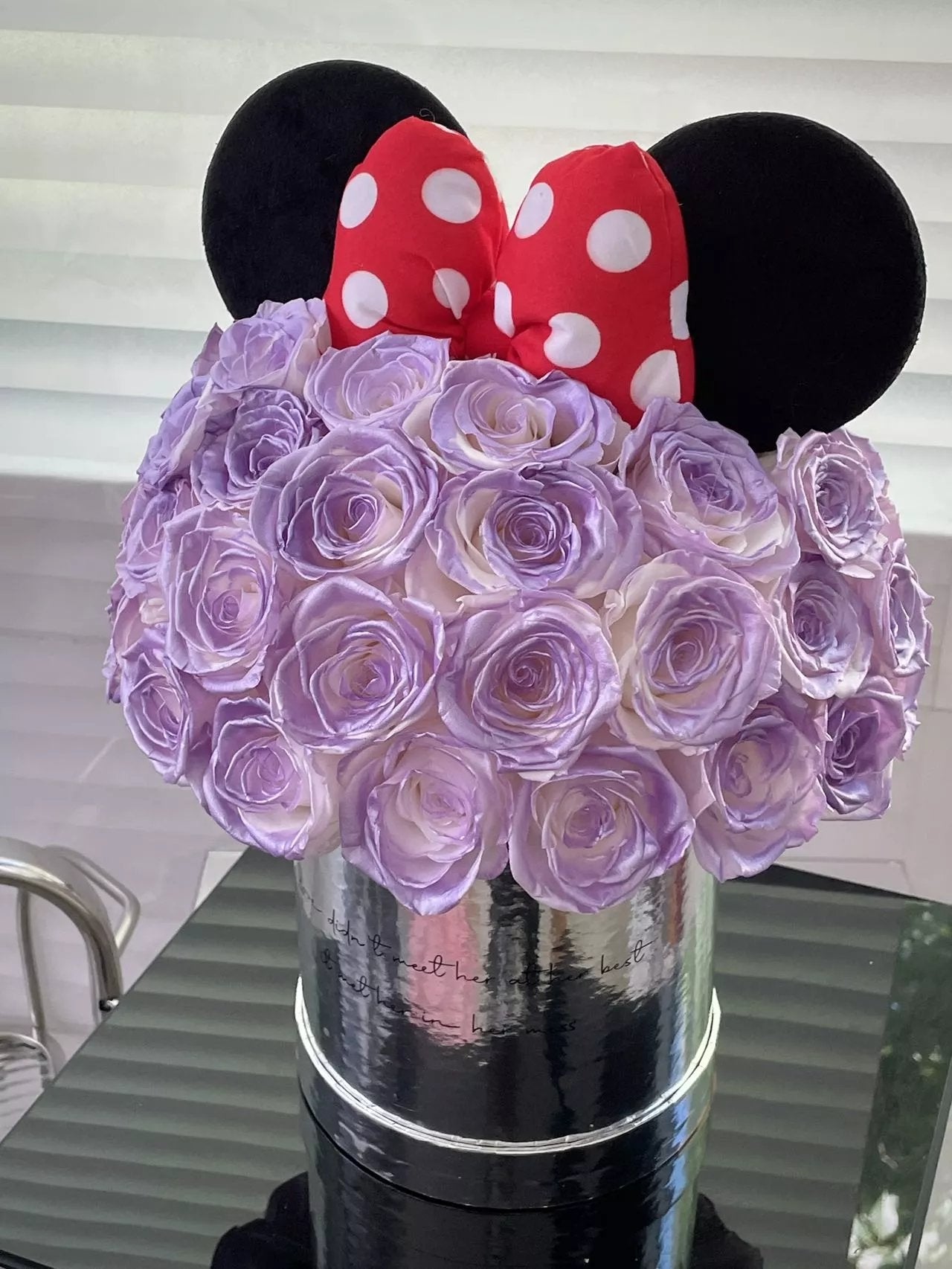 Premium Preserved Rose Hug Bucket - Eternal Flower Arrangement, Thoughtful Gift for Mom, Symbol of Forever Love