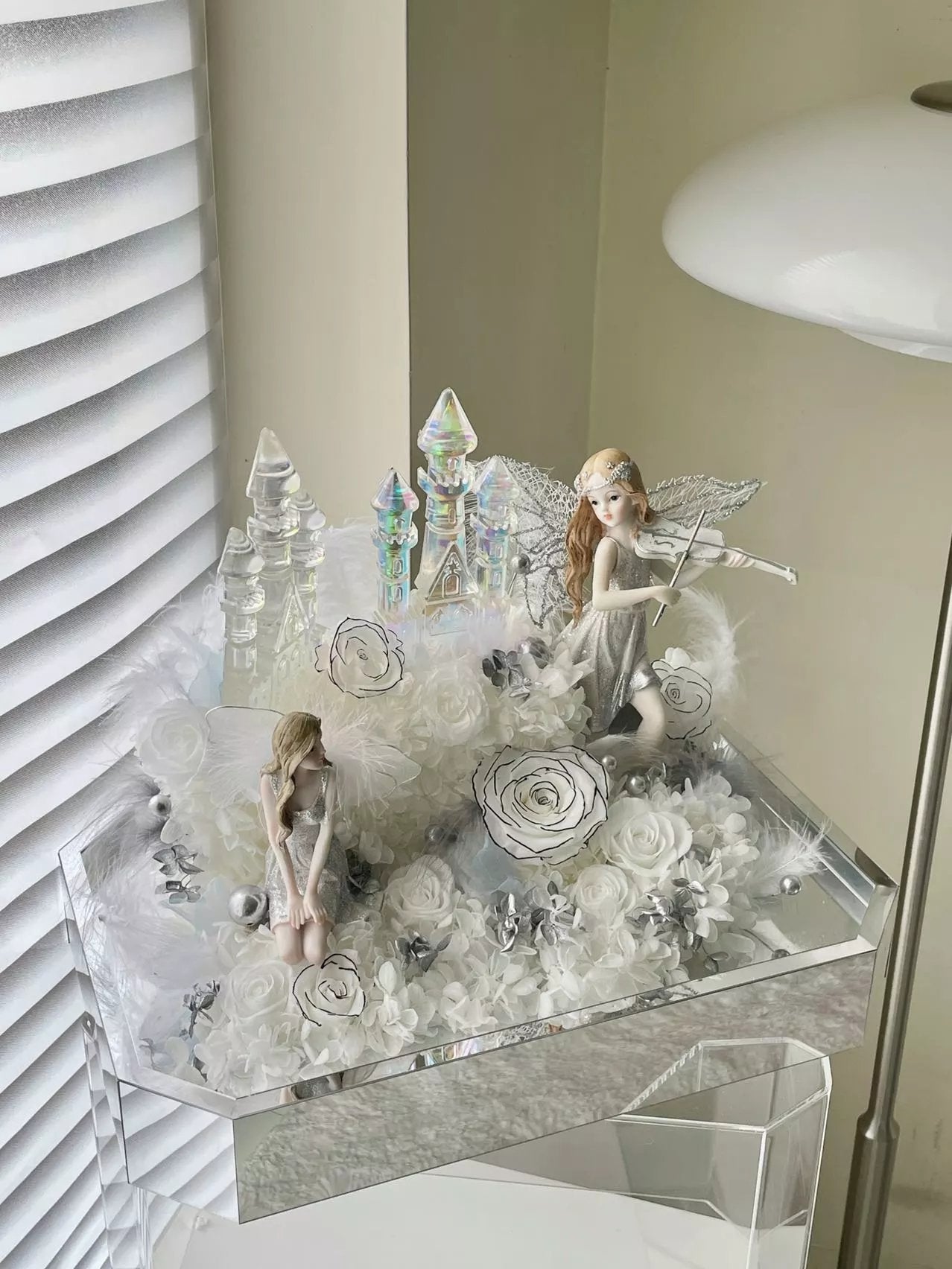 Roses, hydrangeas and angel garden castle for girlfriend proposal gift ornaments