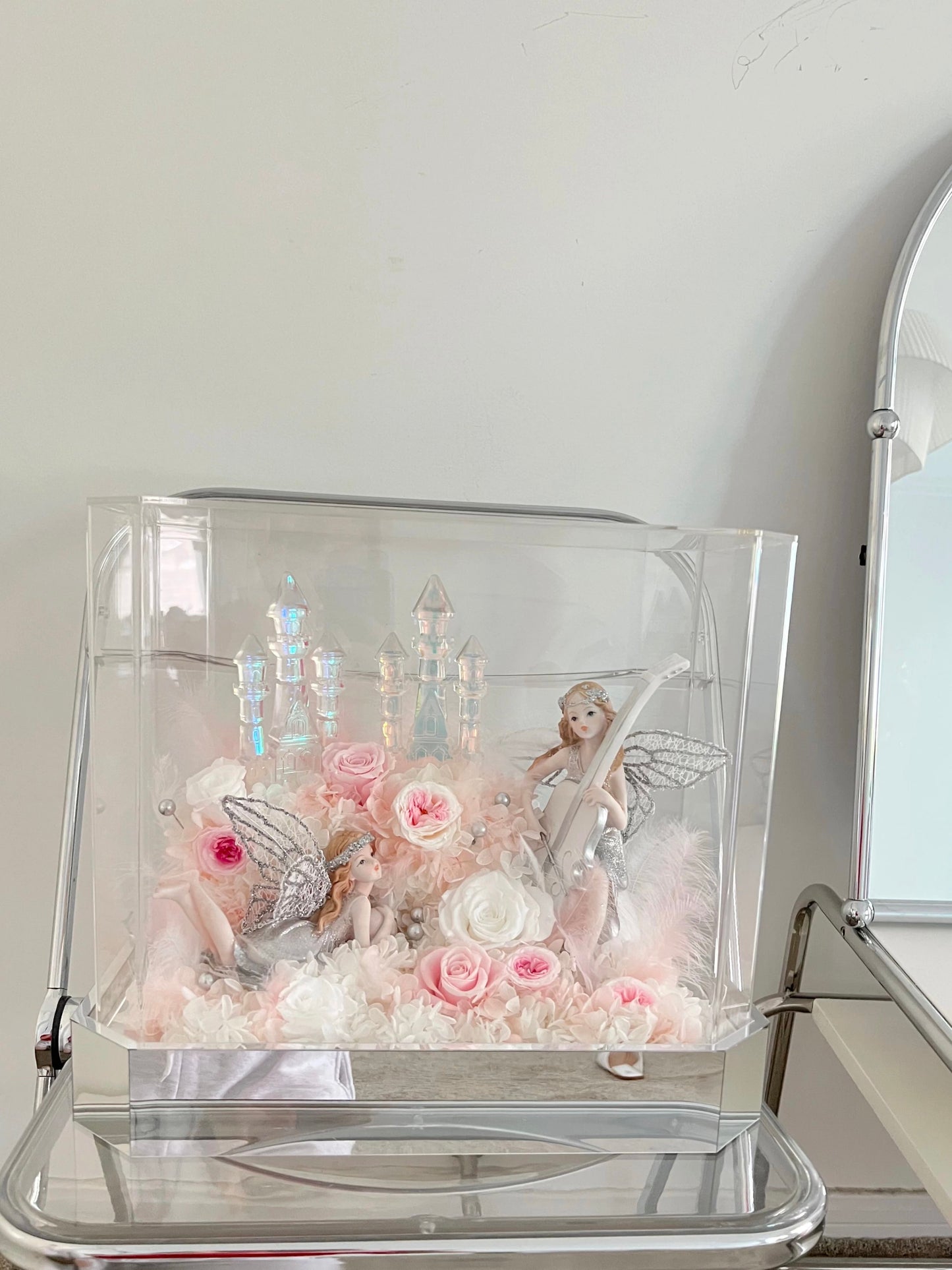 Roses, hydrangeas and angel garden castle for girlfriend proposal gift ornaments