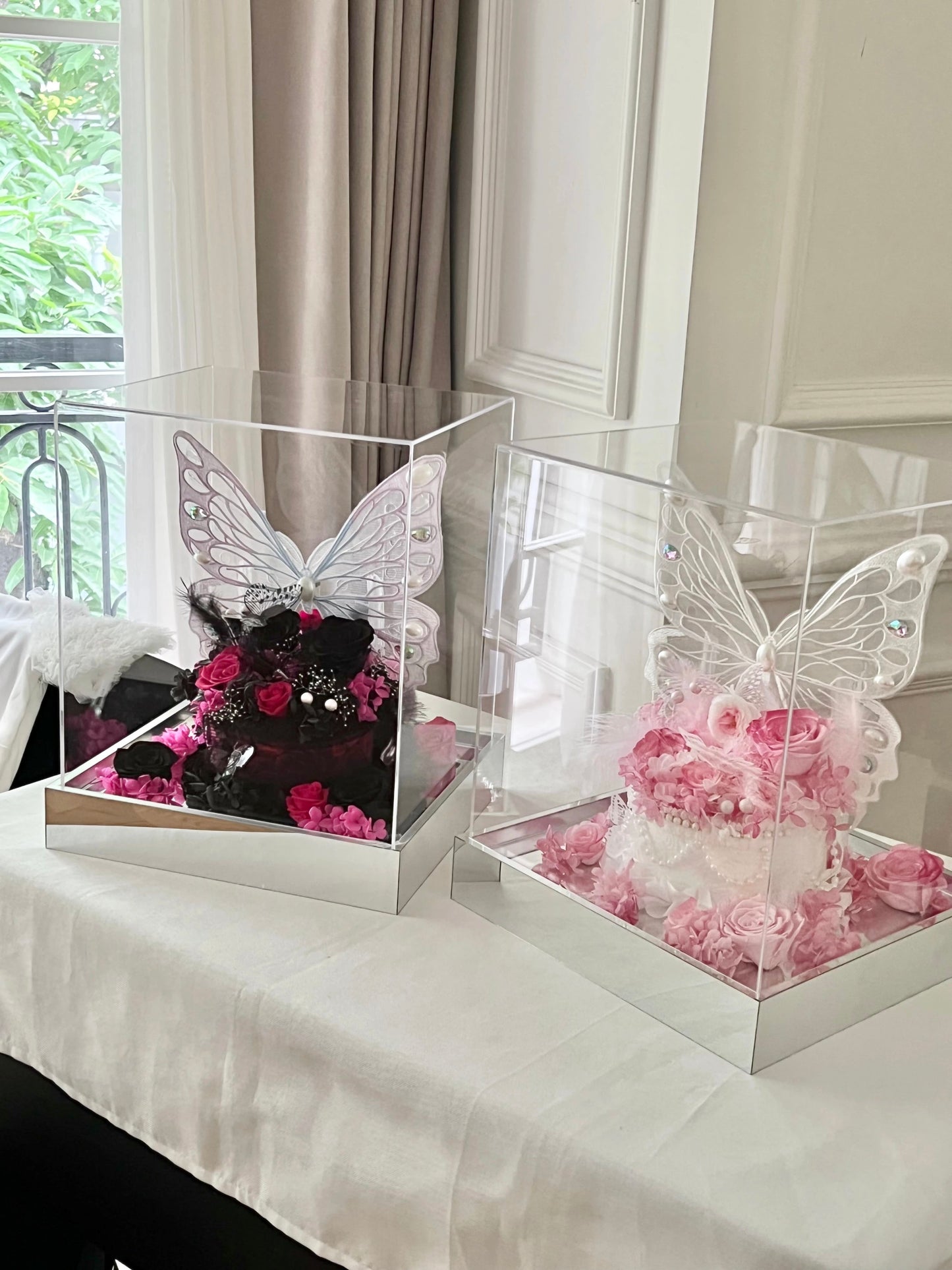 Preserved flowers, real roses, butterfly roses, commemorative gifts for Valentine's Day, butterfly preserved flowers