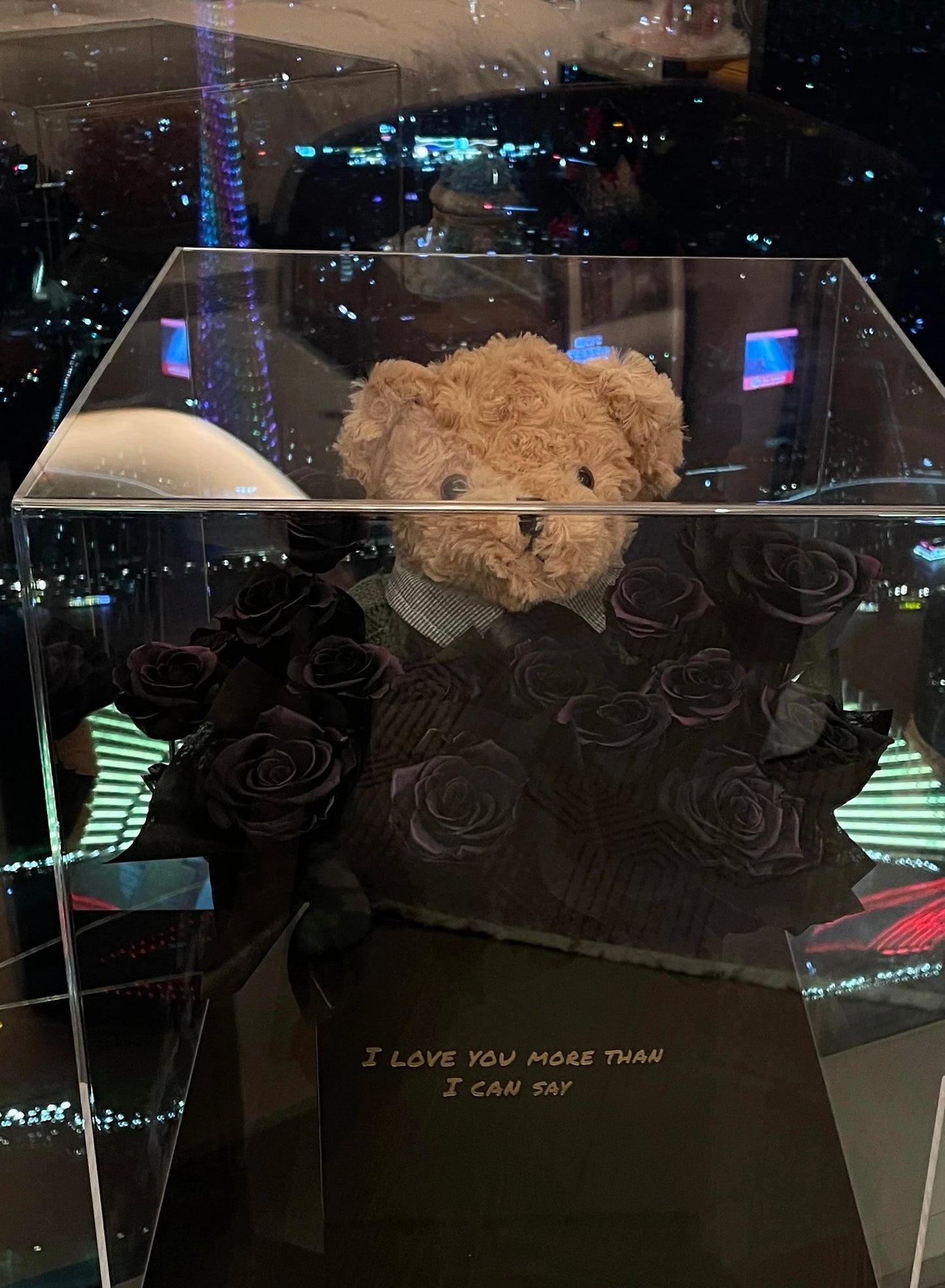 KIARA trendy flower factory Chinese Valentine's Day gift preserved flower rose teddy bear garden ornaments gift for girlfriend