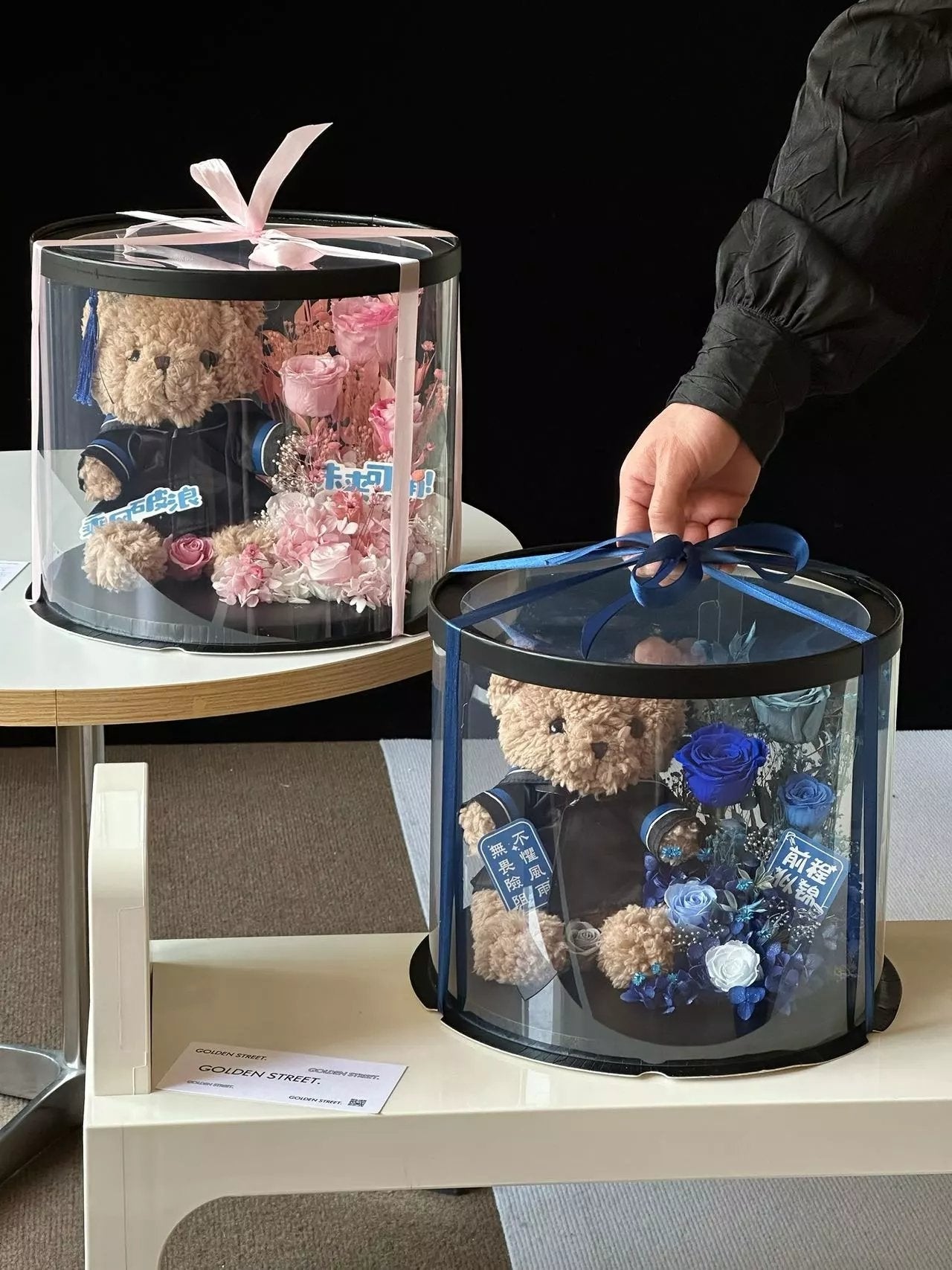 Teddy bear and eternal rose combination graduation season flower doll gift birthday gift Bijie gift