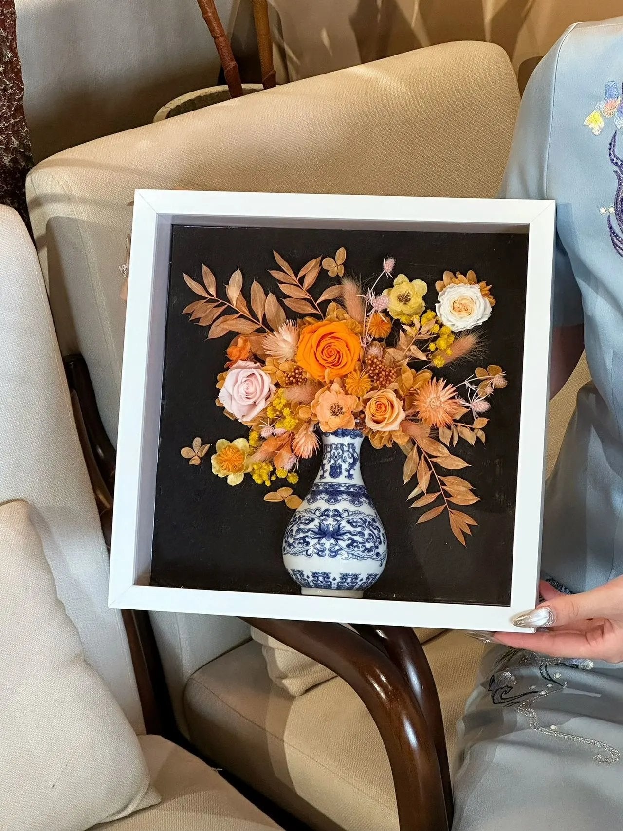 Blue and white porcelain vase preserved flower photo frame DIY handmade preserved flower gift for Mother's Day birthday gift