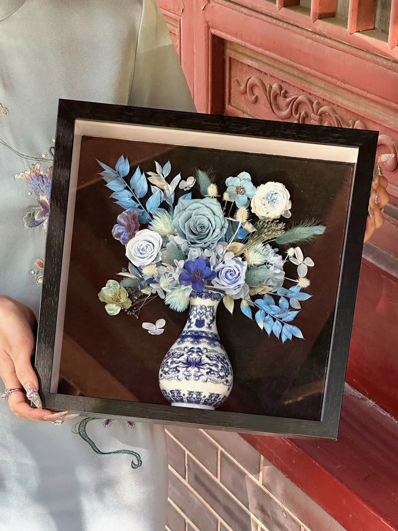 Blue and white porcelain vase preserved flower photo frame DIY handmade preserved flower gift for Mother's Day birthday gift