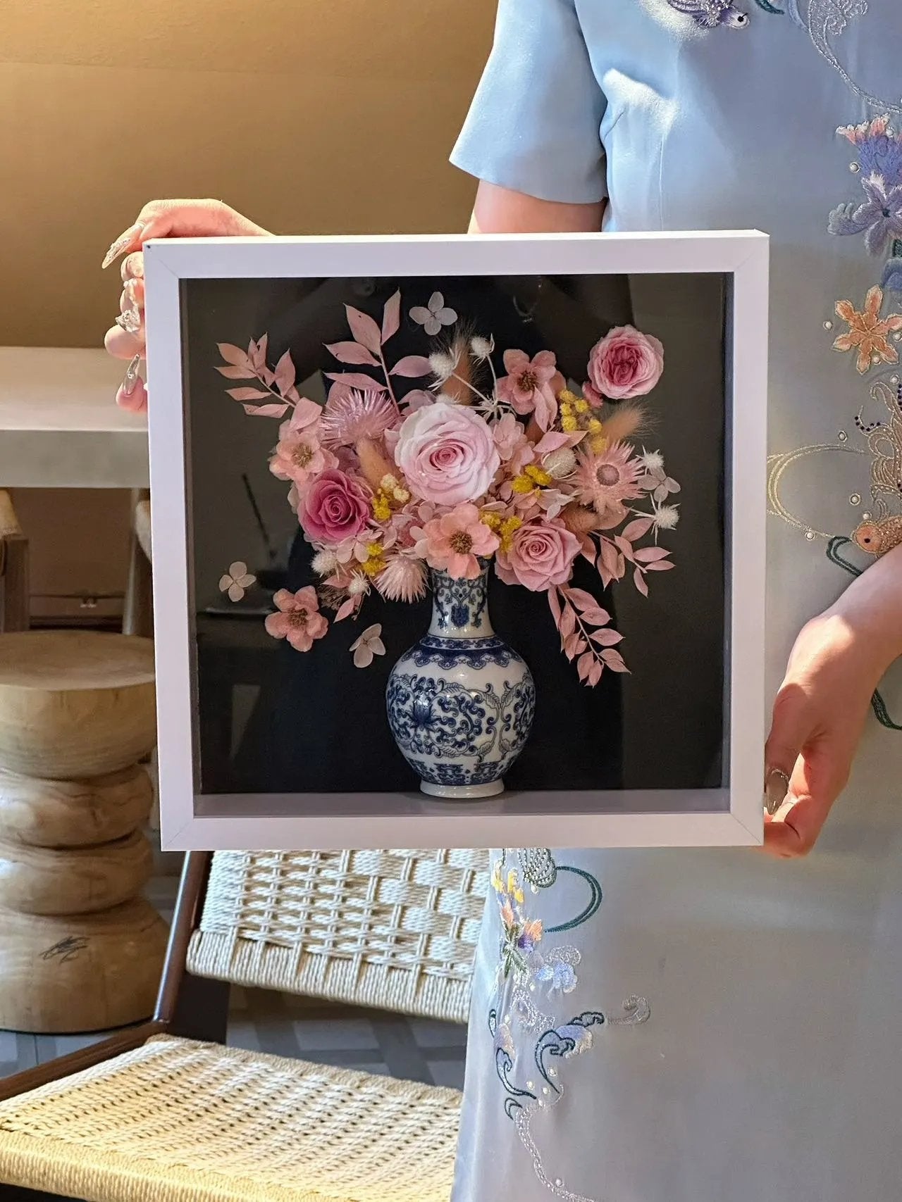 Blue and white porcelain vase preserved flower photo frame DIY handmade preserved flower gift for Mother's Day birthday gift
