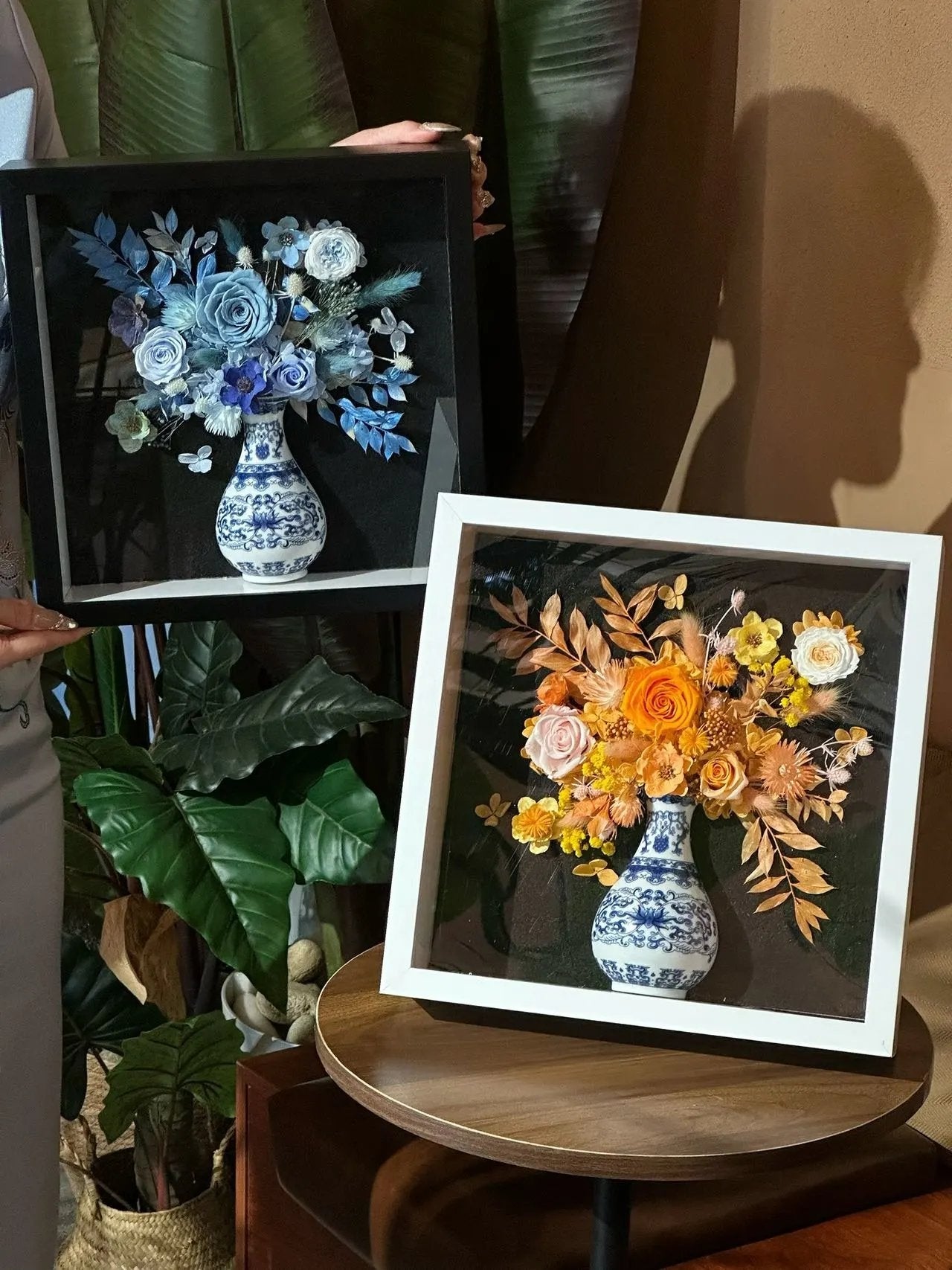 Blue and white porcelain vase preserved flower photo frame DIY handmade preserved flower gift for Mother's Day birthday gift