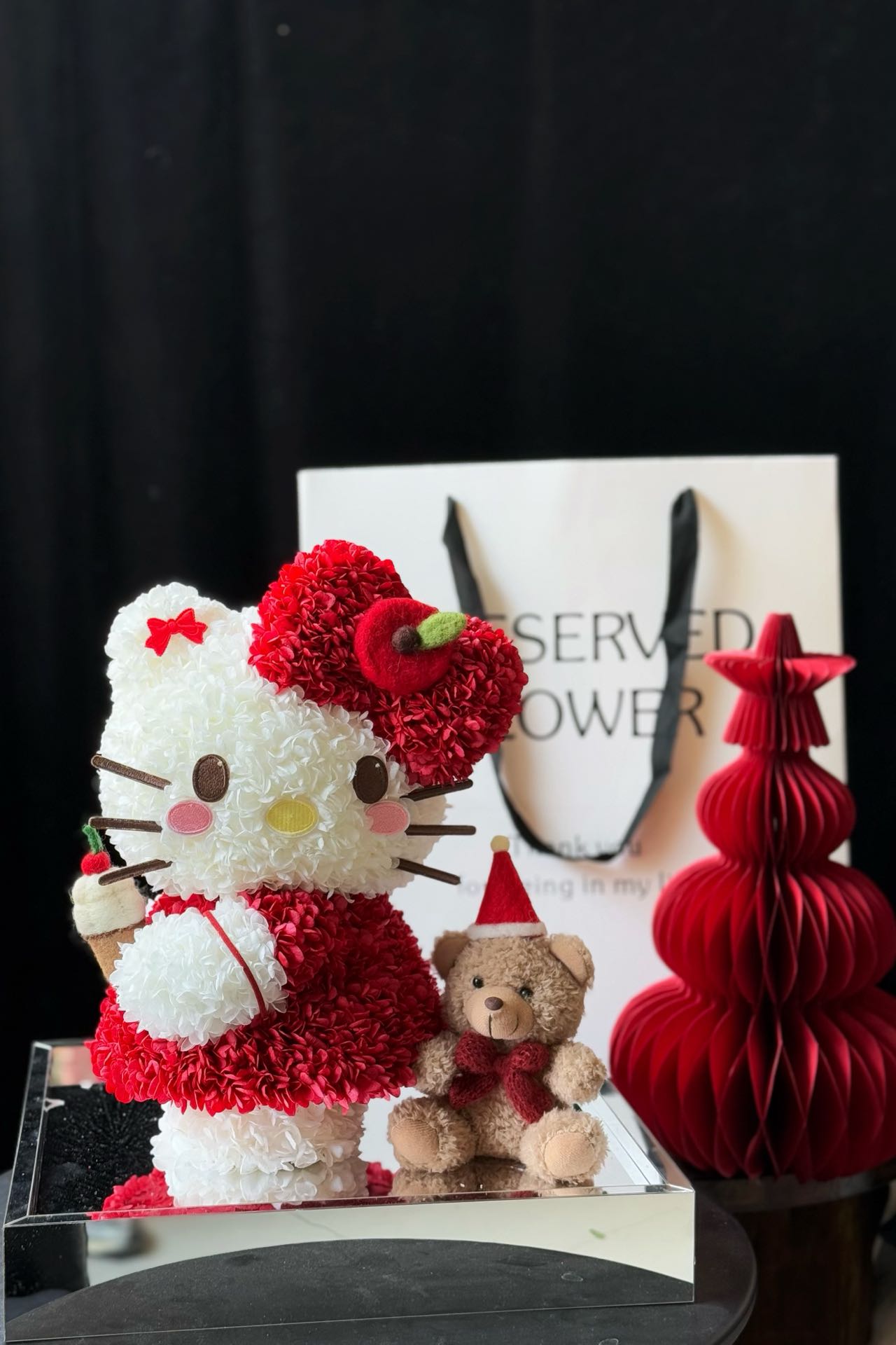 Cute Hello Kitty Doll with Preserved Bloom - Perpetual Floral Decoration, Great for Gifting to Family & Friends