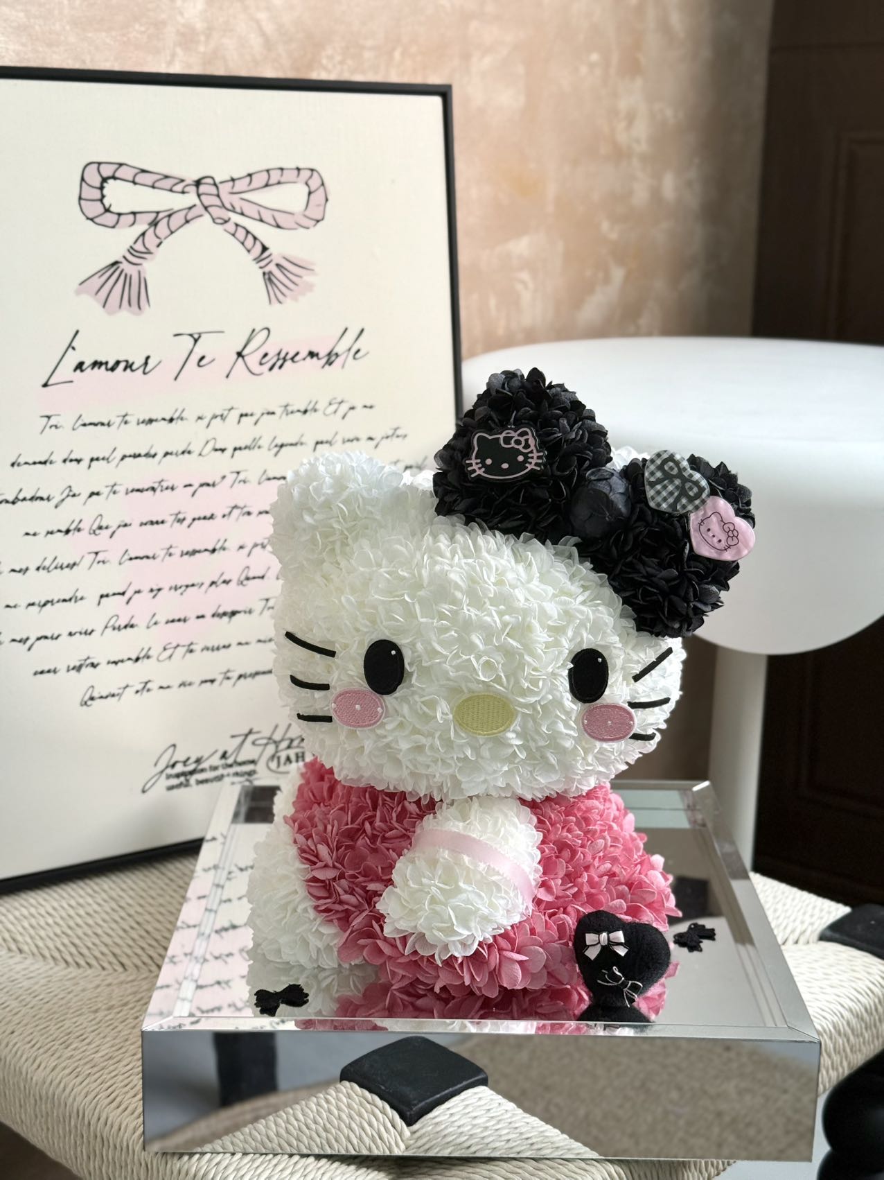 Preserved Bloom Hello Kitty Doll - Floral Craft Plush, Suitable for Hello Kitty Collectors & Gift-Giving