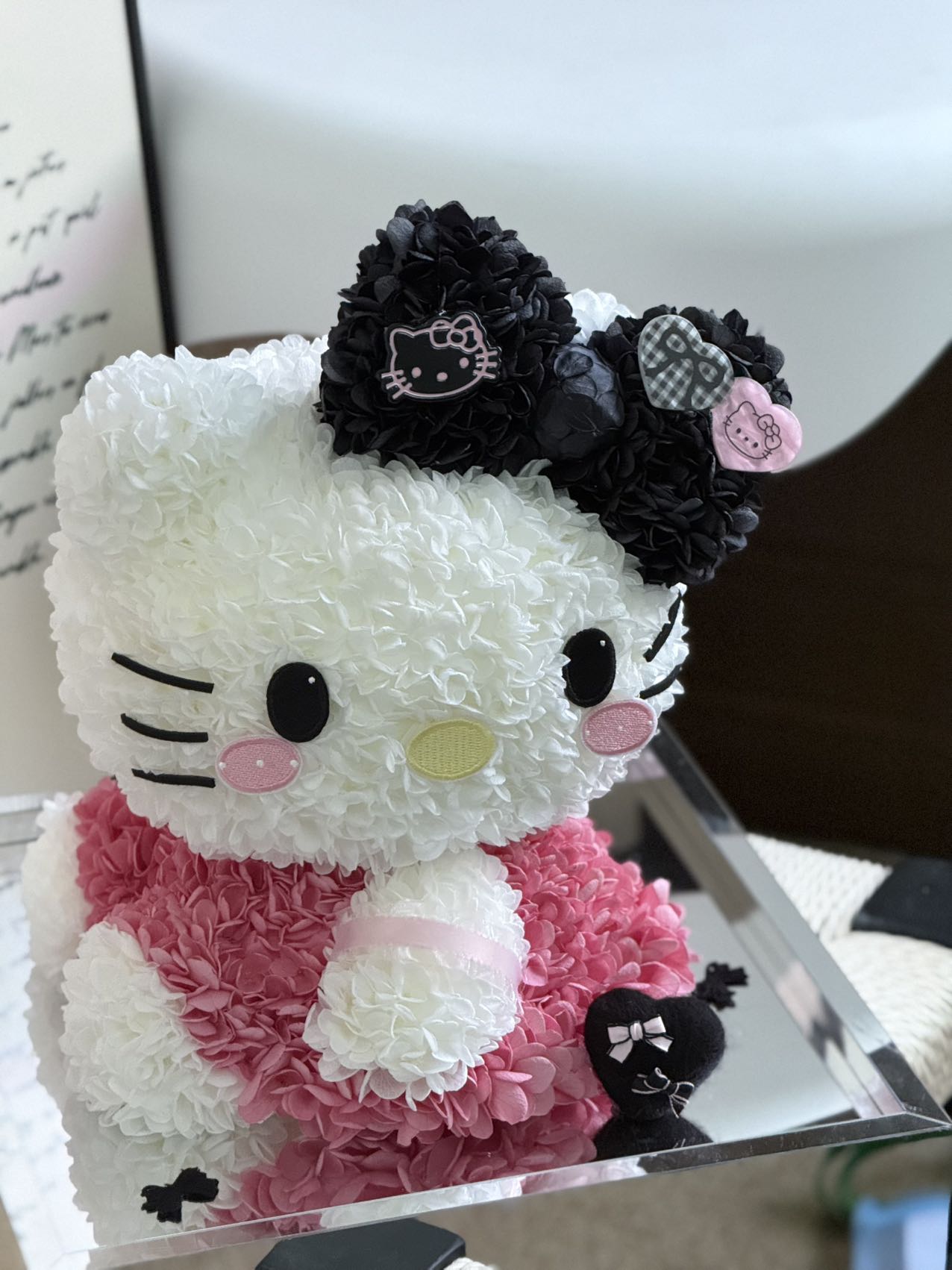 Preserved Bloom Hello Kitty Doll - Floral Craft Plush, Suitable for Hello Kitty Collectors & Gift-Giving