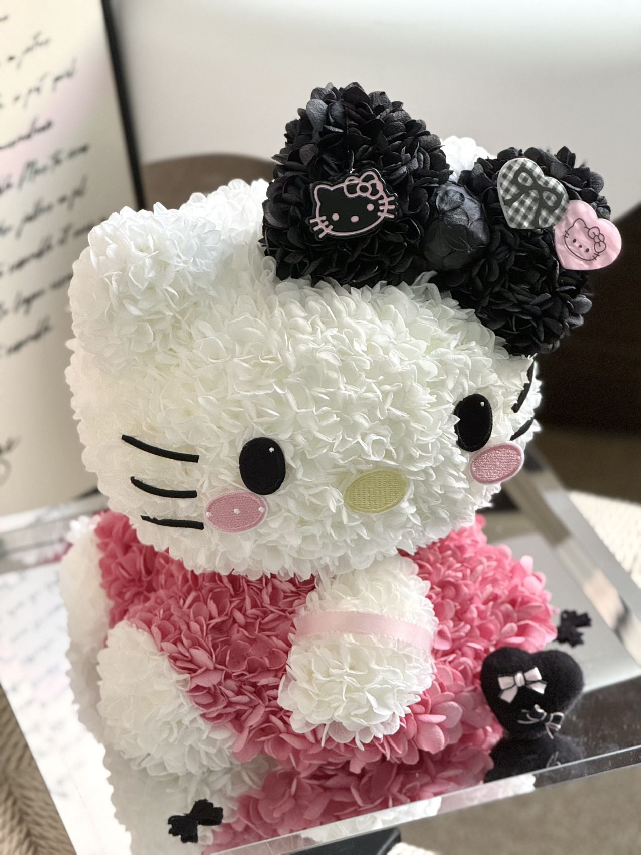 Preserved Bloom Hello Kitty Doll - Floral Craft Plush, Suitable for Hello Kitty Collectors & Gift-Giving