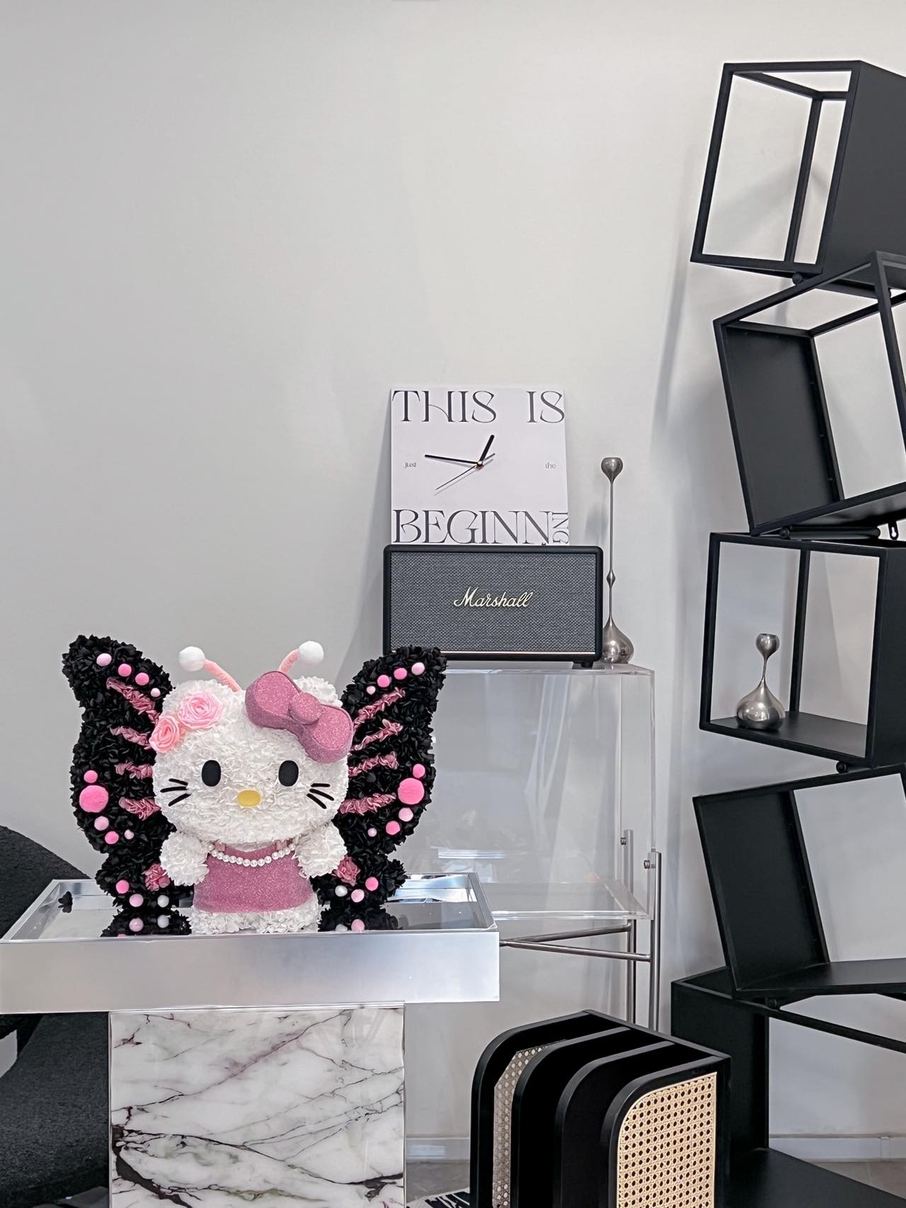 Preserved flower butterfly Hello Kitty doll gift high-end flower gift for girlfriend or child gift