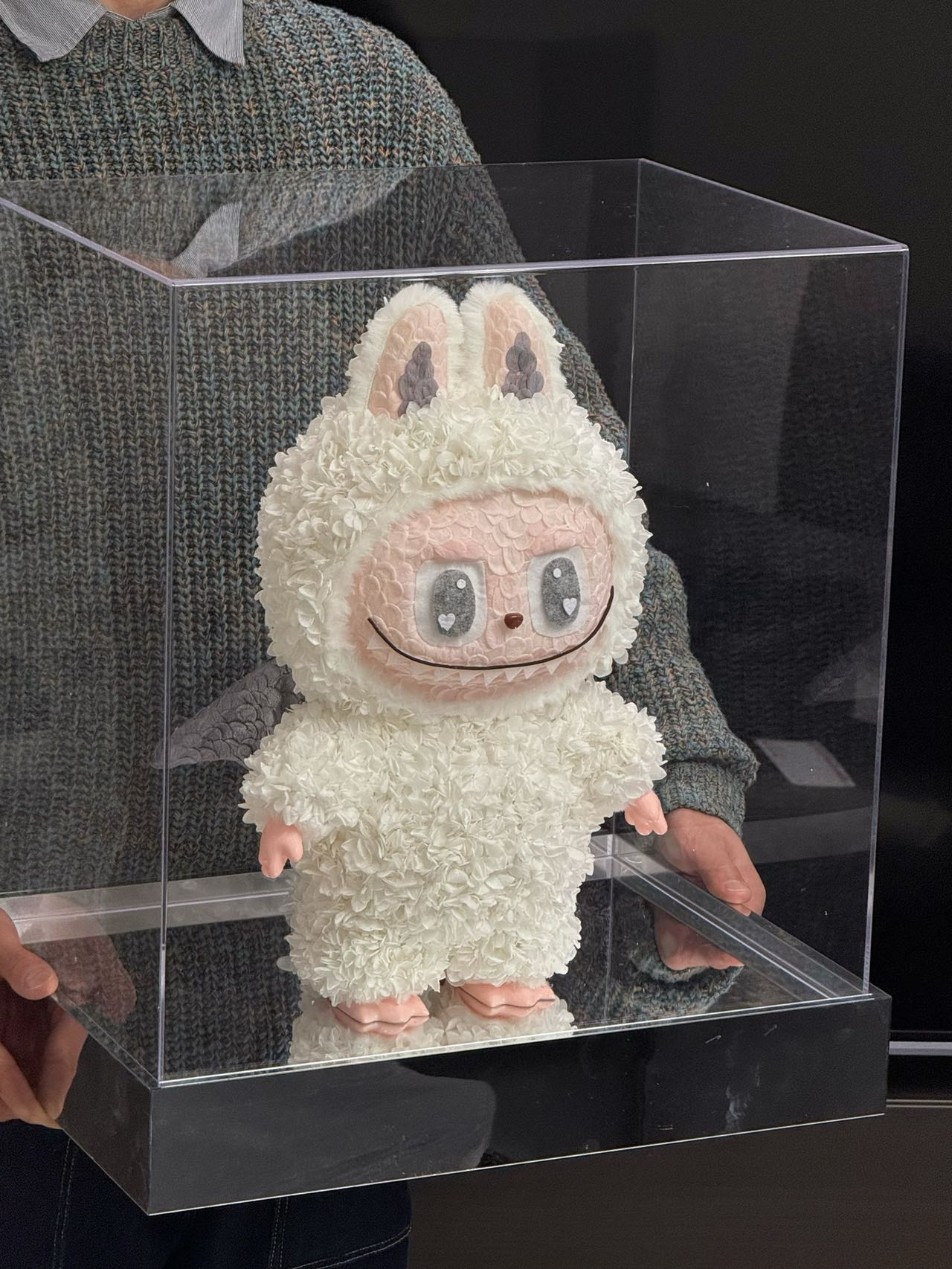 Labubu series preserved flower hydrangea ornaments acrylic gift box high-end light luxury gift Valentine's Day gift for girlfriend