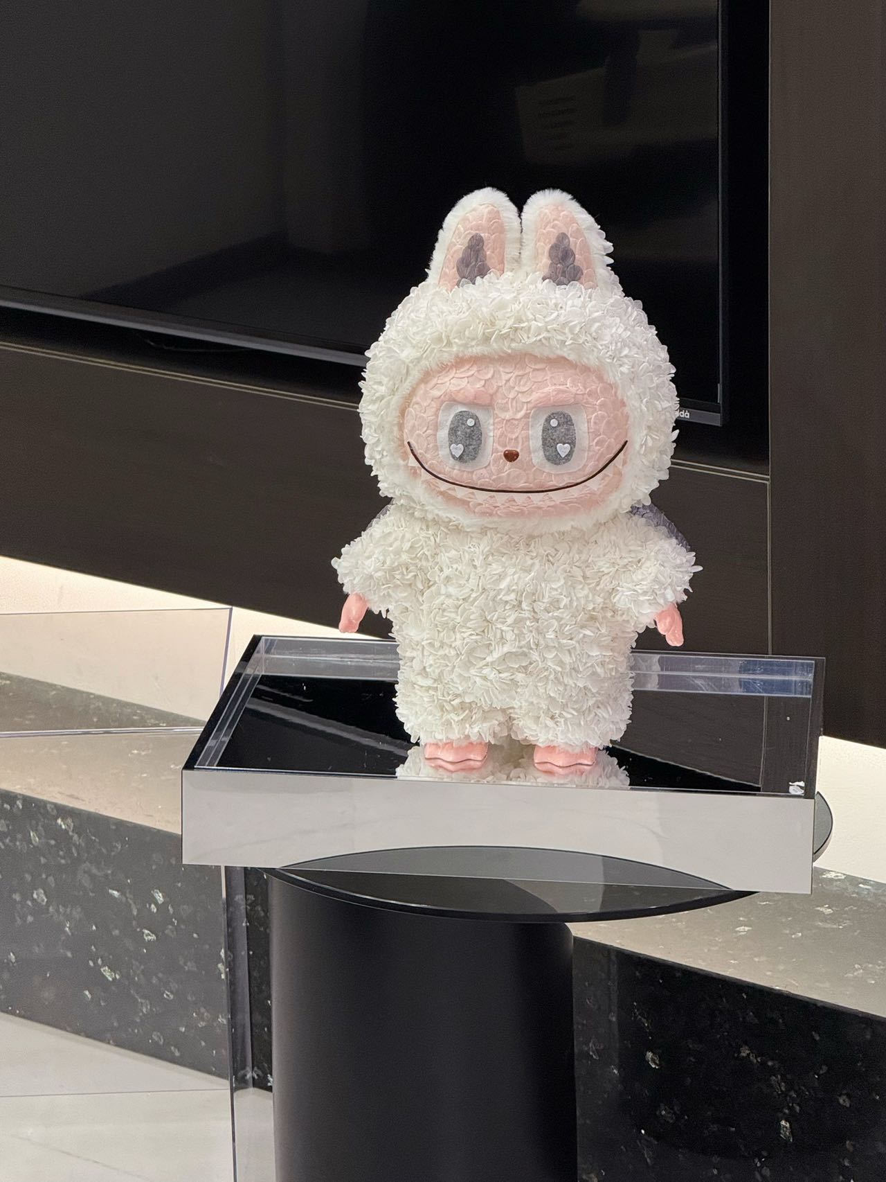 Labubu series preserved flower hydrangea ornaments acrylic gift box high-end light luxury gift Valentine's Day gift for girlfriend