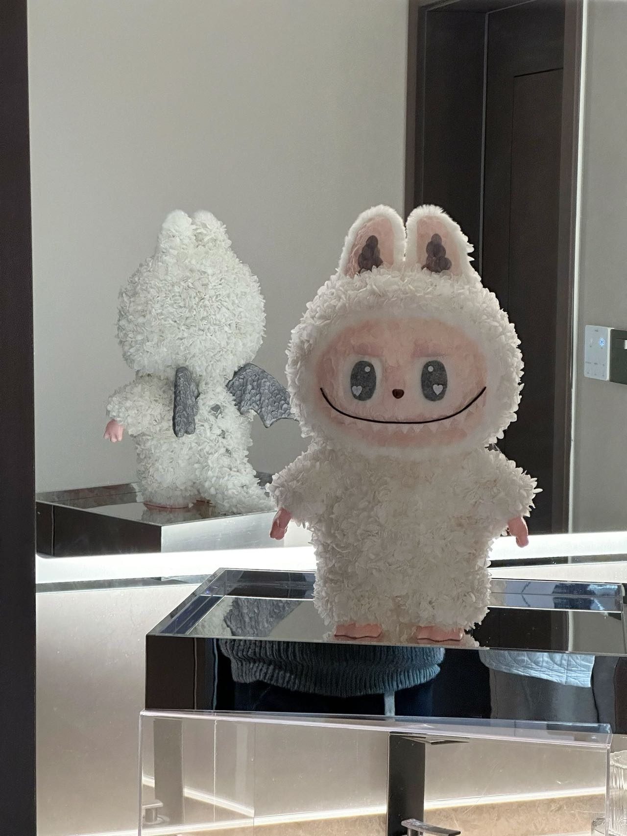 Labubu series preserved flower hydrangea ornaments acrylic gift box high-end light luxury gift Valentine's Day gift for girlfriend