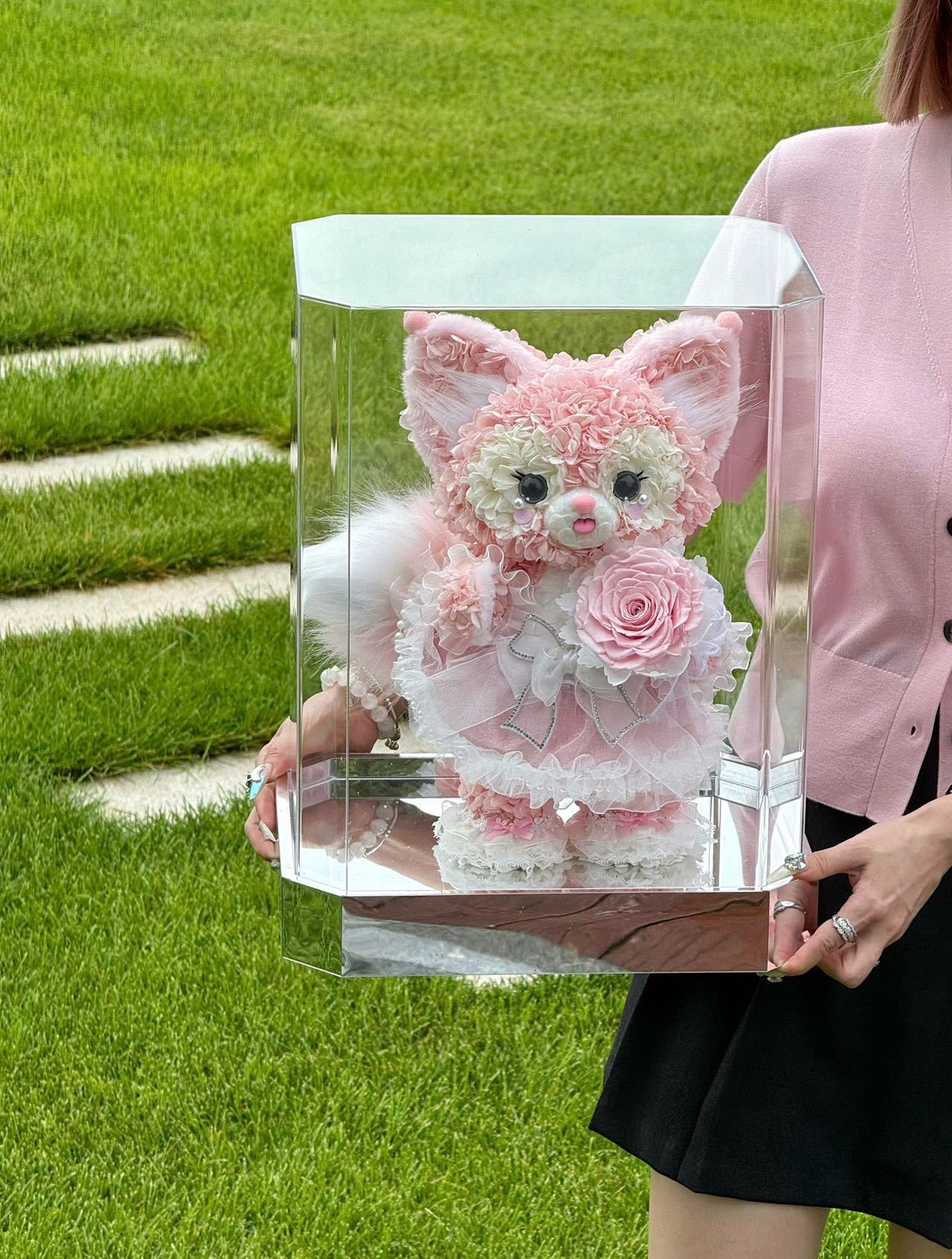 Real Preserved Flower Linabell Doll, Handmade Floral Plush Animal, Long-Lasting Cute Toy, Great Gift for Kids & Cartoon Fans Worldwide