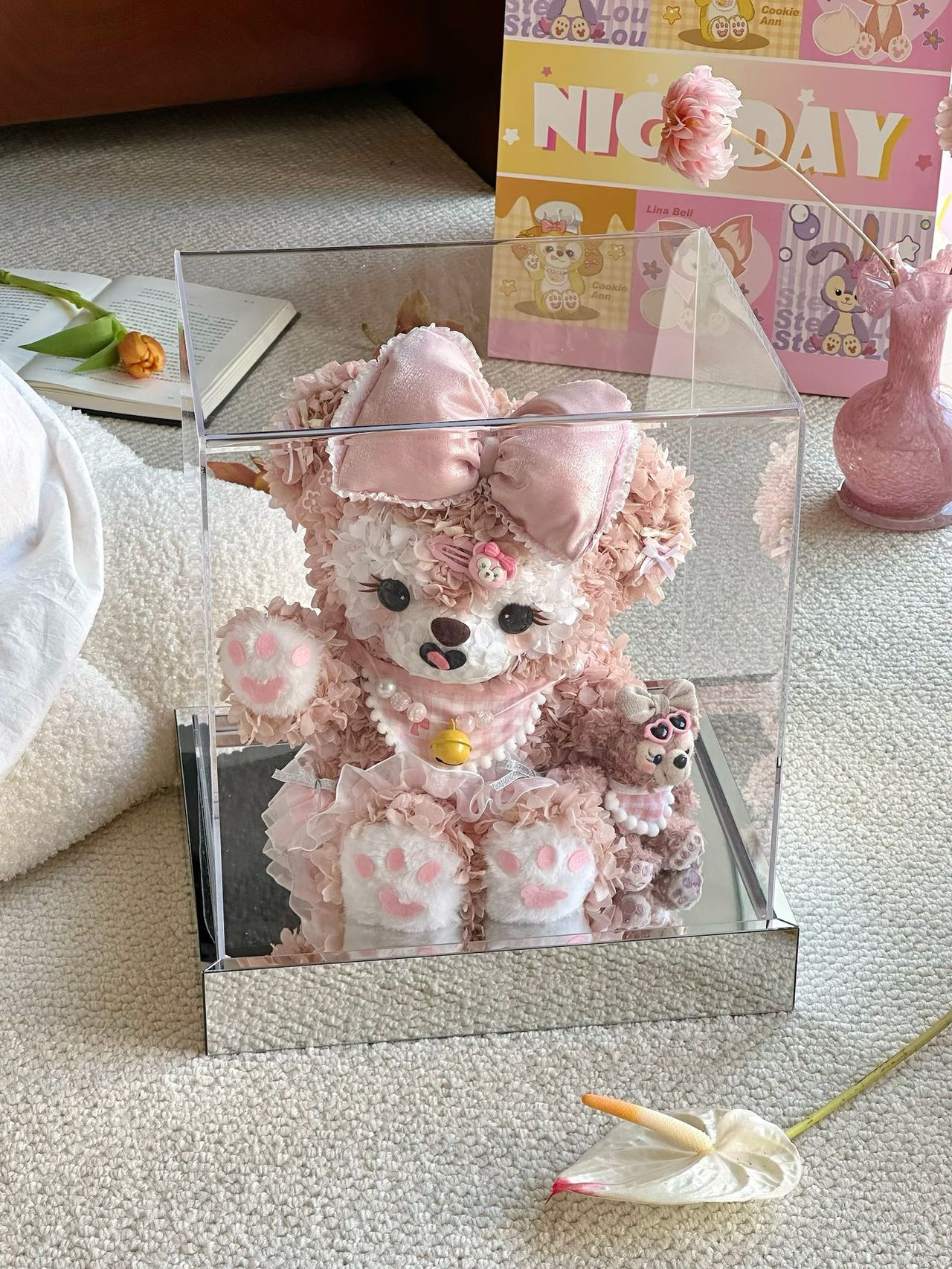 ShirleyMay + Duffy Bear preserved flower gift real flower immortal flower luxury birthday gift Valentine's Day gift high-end light luxury acrylic for girlfriend