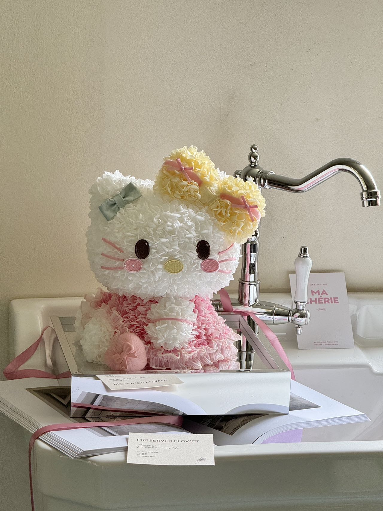 Preserved Bloom Hello Kitty Plush Doll - Durable Floral Toy, Ideal Gift for Hello Kitty Fans