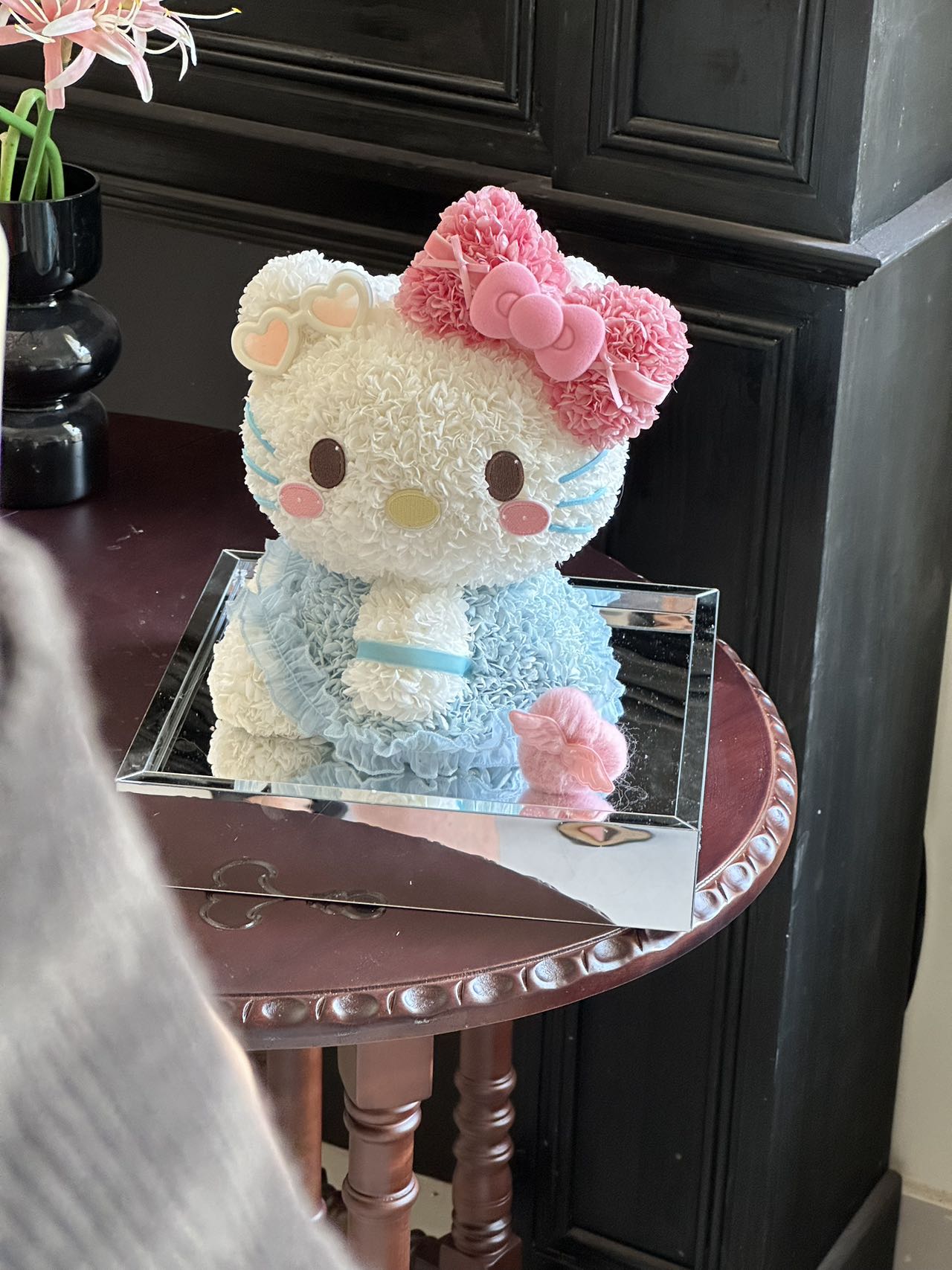 Preserved Bloom Hello Kitty Plush Doll - Durable Floral Toy, Ideal Gift for Hello Kitty Fans