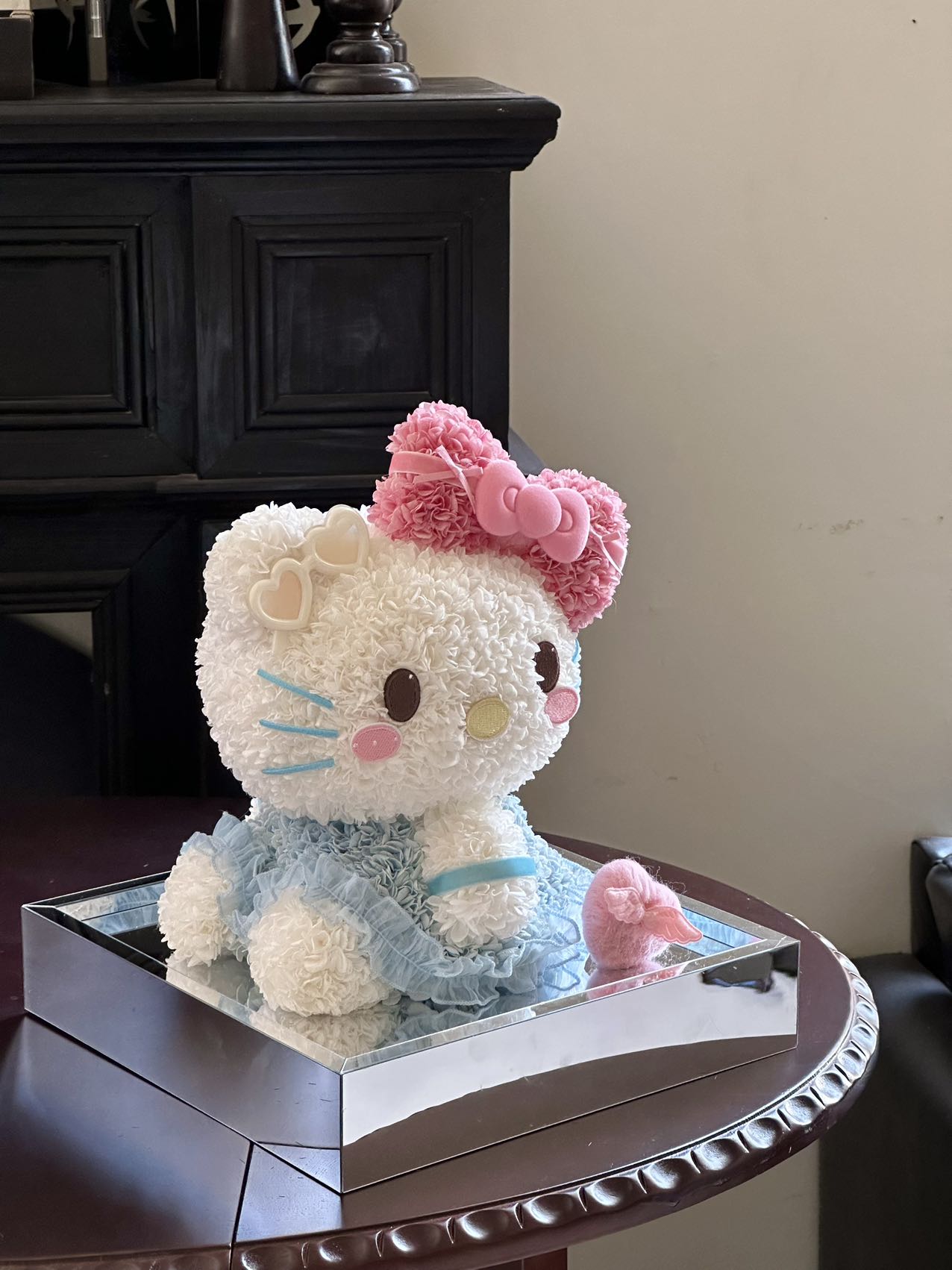 Preserved Bloom Hello Kitty Plush Doll - Durable Floral Toy, Ideal Gift for Hello Kitty Fans