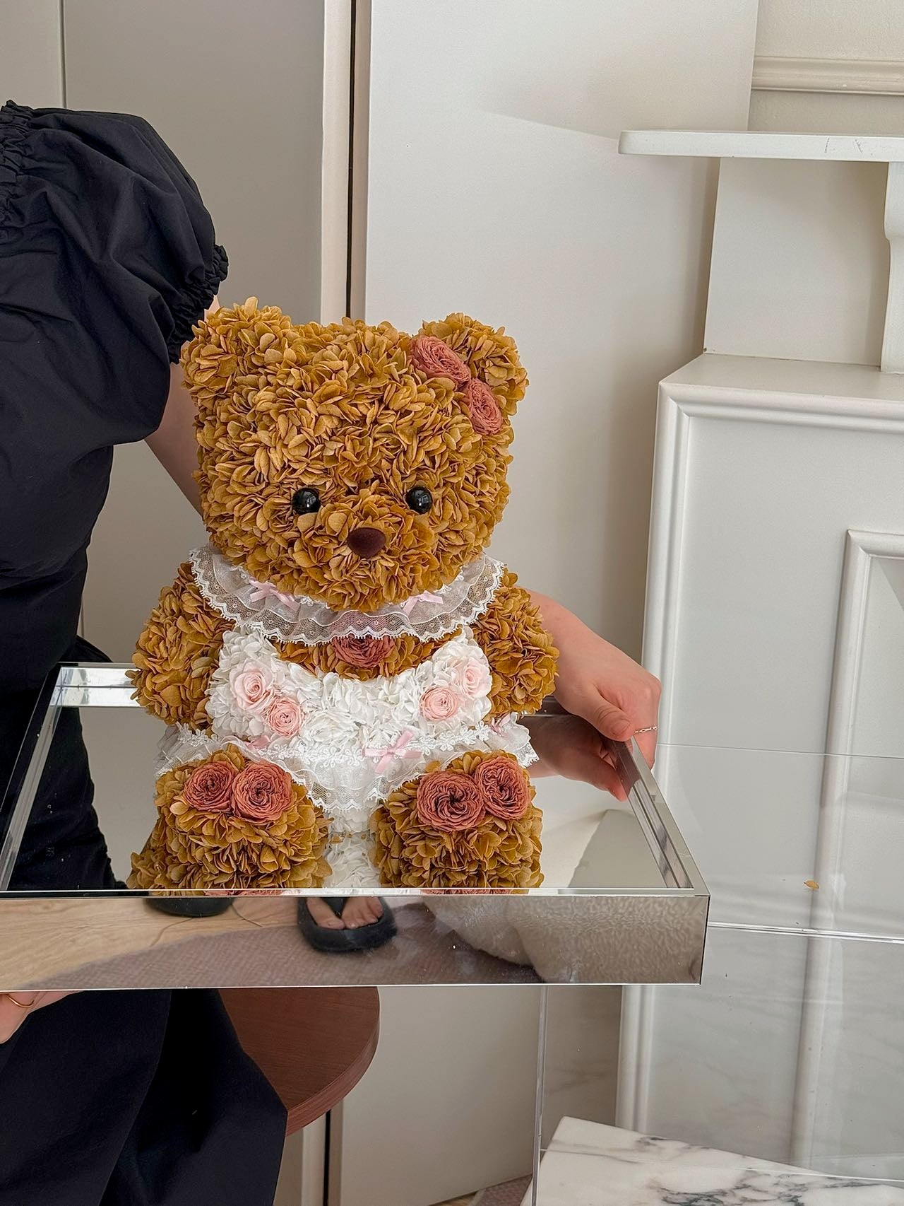 Preserved flower hydrangea bear high-end light luxury gift acrylic creative gift for girlfriend