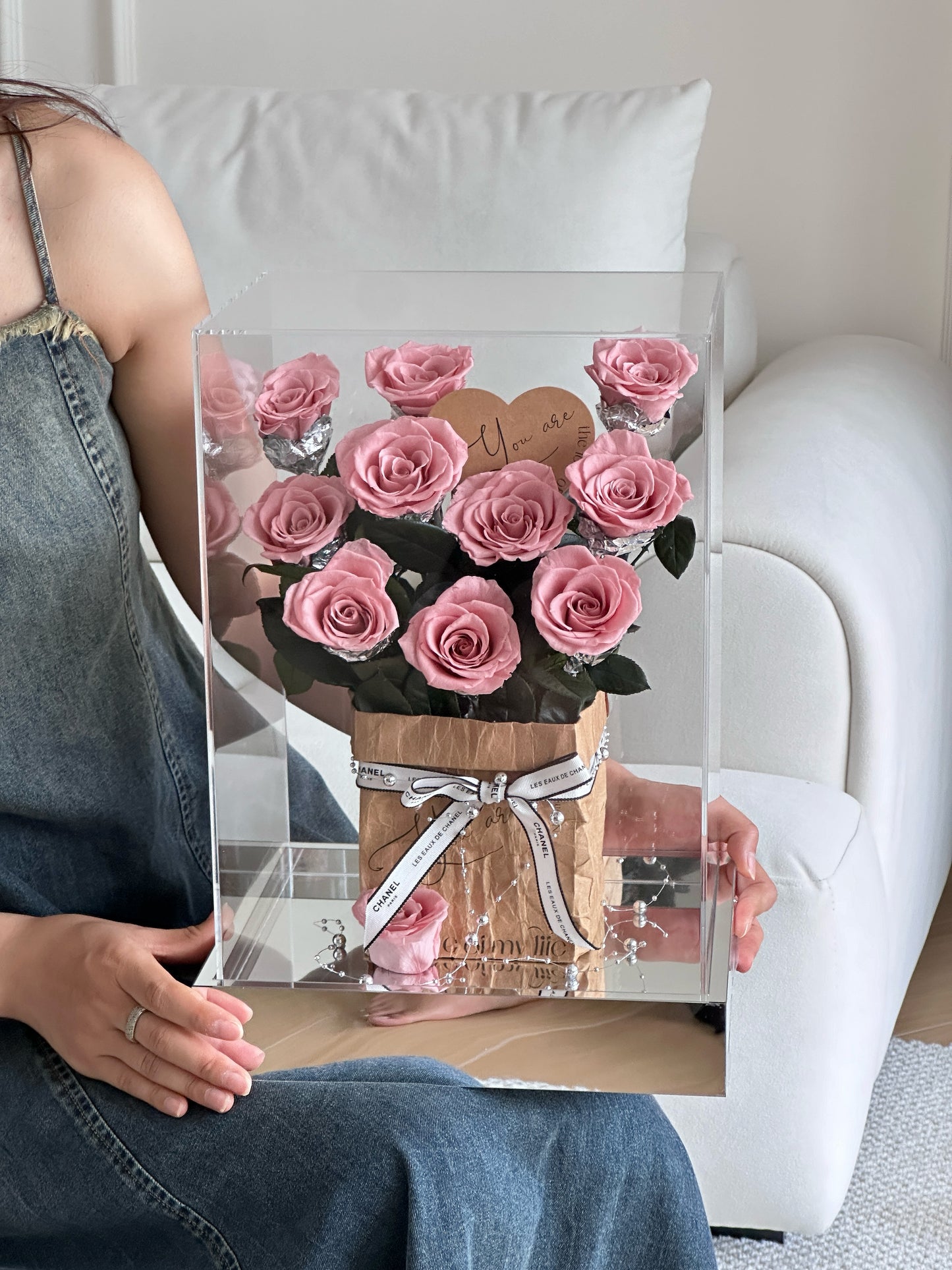 Valentine's Day new arrival preserved rose bouquet acrylic creative ornaments for girlfriend New Year's Eve gift confession gift