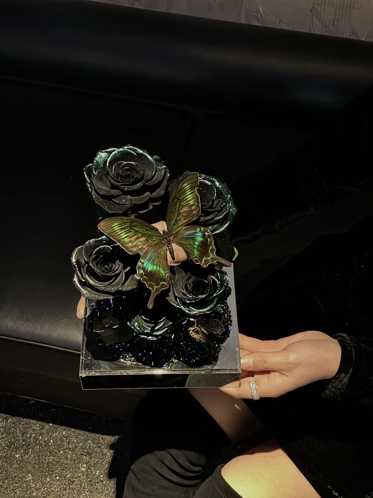 Preserved Rose and Real Butterfly Specimen Acrylic Gift Box Permanent Ornament Valentine's Day Gift