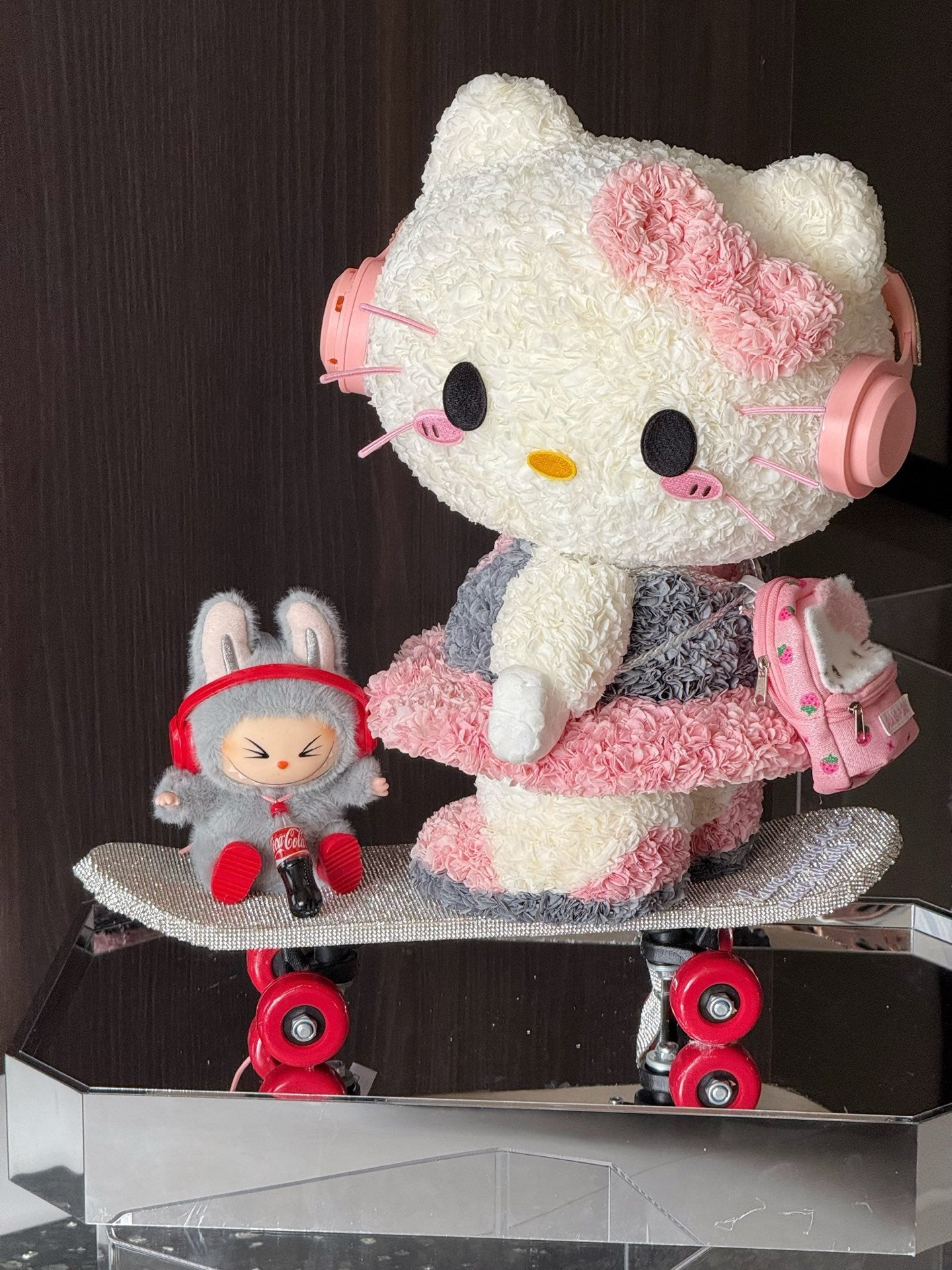 Hello Kitty Preserved Flower Doll - Long-Lasting Floral Plush, Perfect Birthday/Anniversary Gift