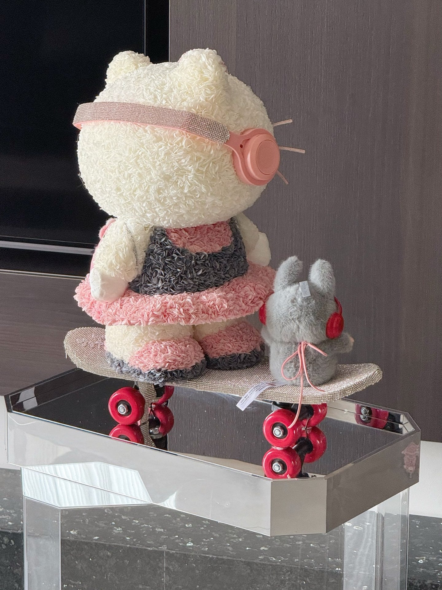 Hello Kitty Preserved Flower Doll - Long-Lasting Floral Plush, Perfect Birthday/Anniversary Gift