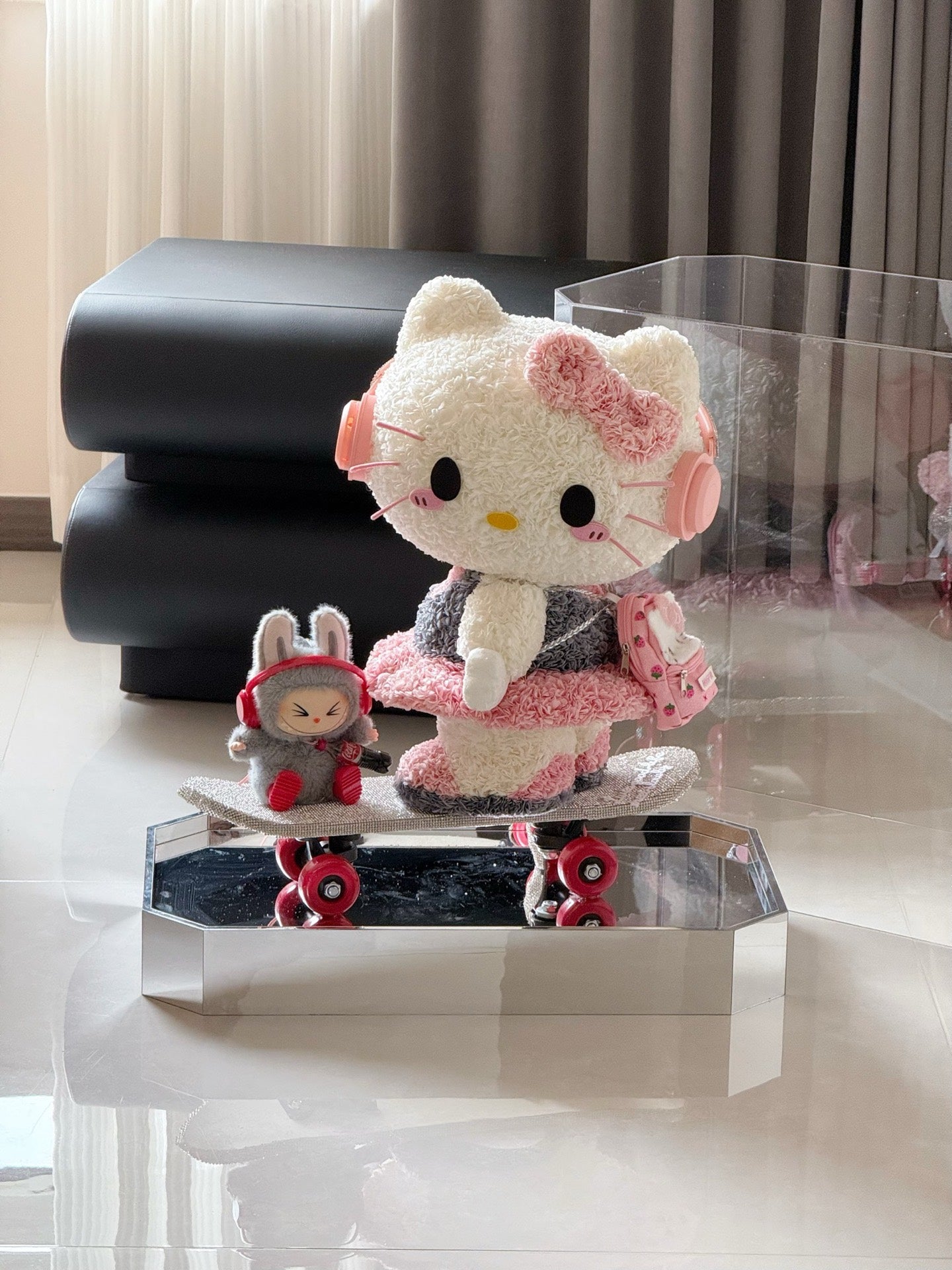 Hello Kitty Preserved Flower Doll - Long-Lasting Floral Plush, Perfect Birthday/Anniversary Gift