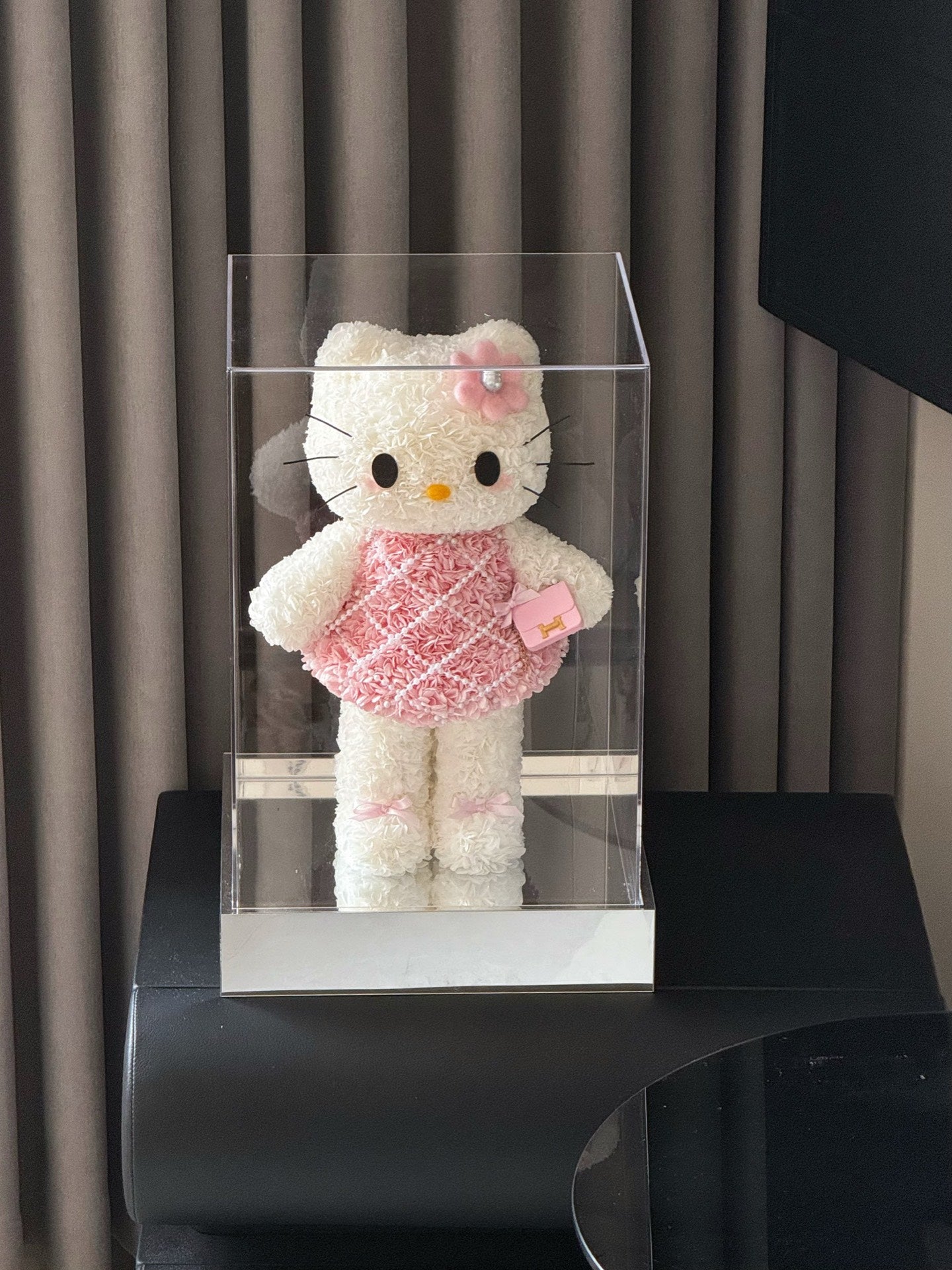 Preserved Flower Hello Kitty Doll - Cute Perpetual Bloom Plush Toy for Gift & Decoration