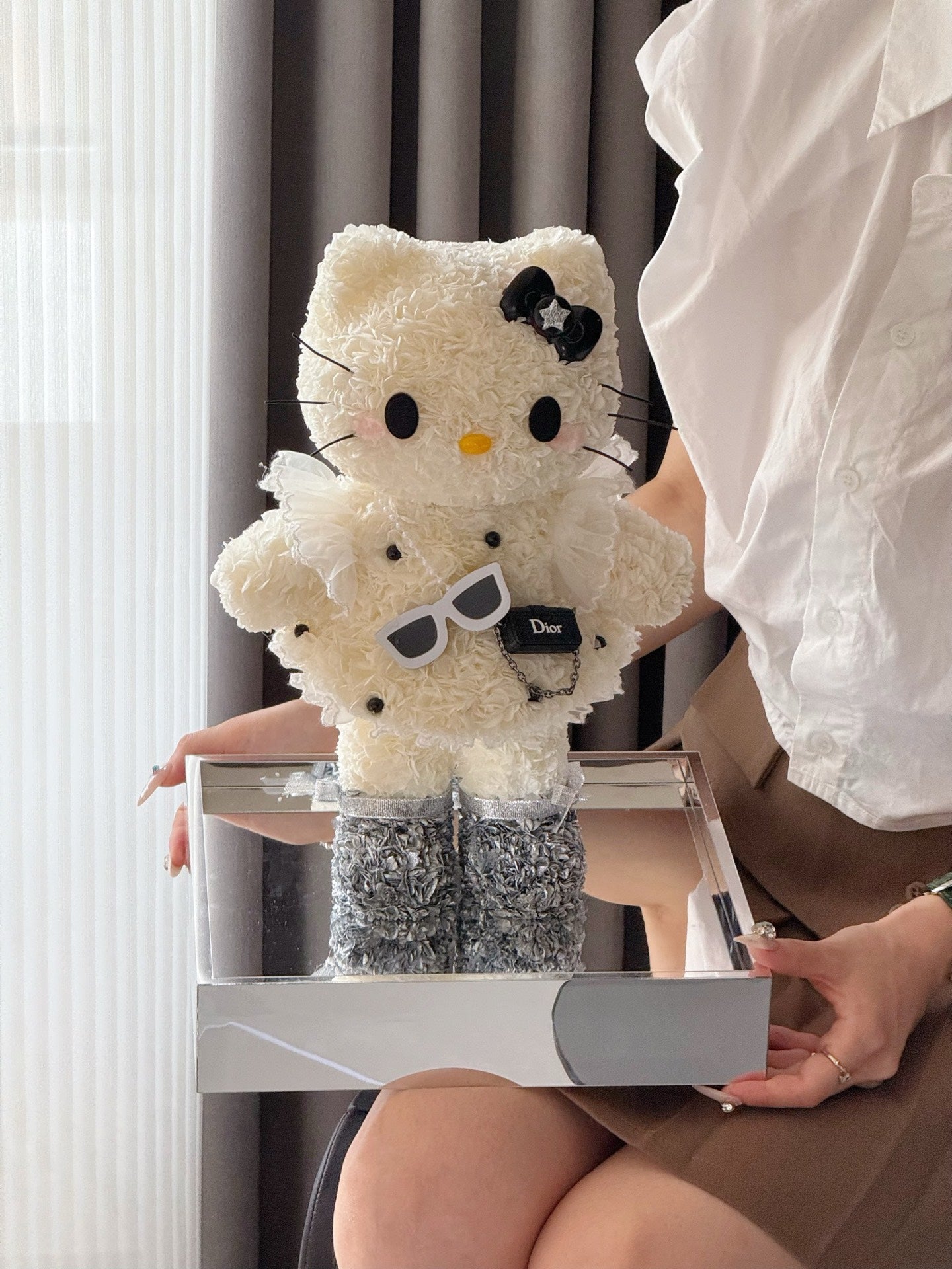 Preserved Flower Hello Kitty Doll - Cute Perpetual Bloom Plush Toy for Gift & Decoration