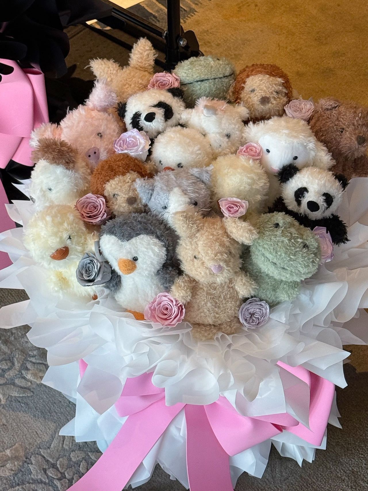 Comfort doll immortal rose gift box real flower immortal flower luxury birthday gift wedding proposal anniversary gift Valentine's Day gift Mother's Day gift