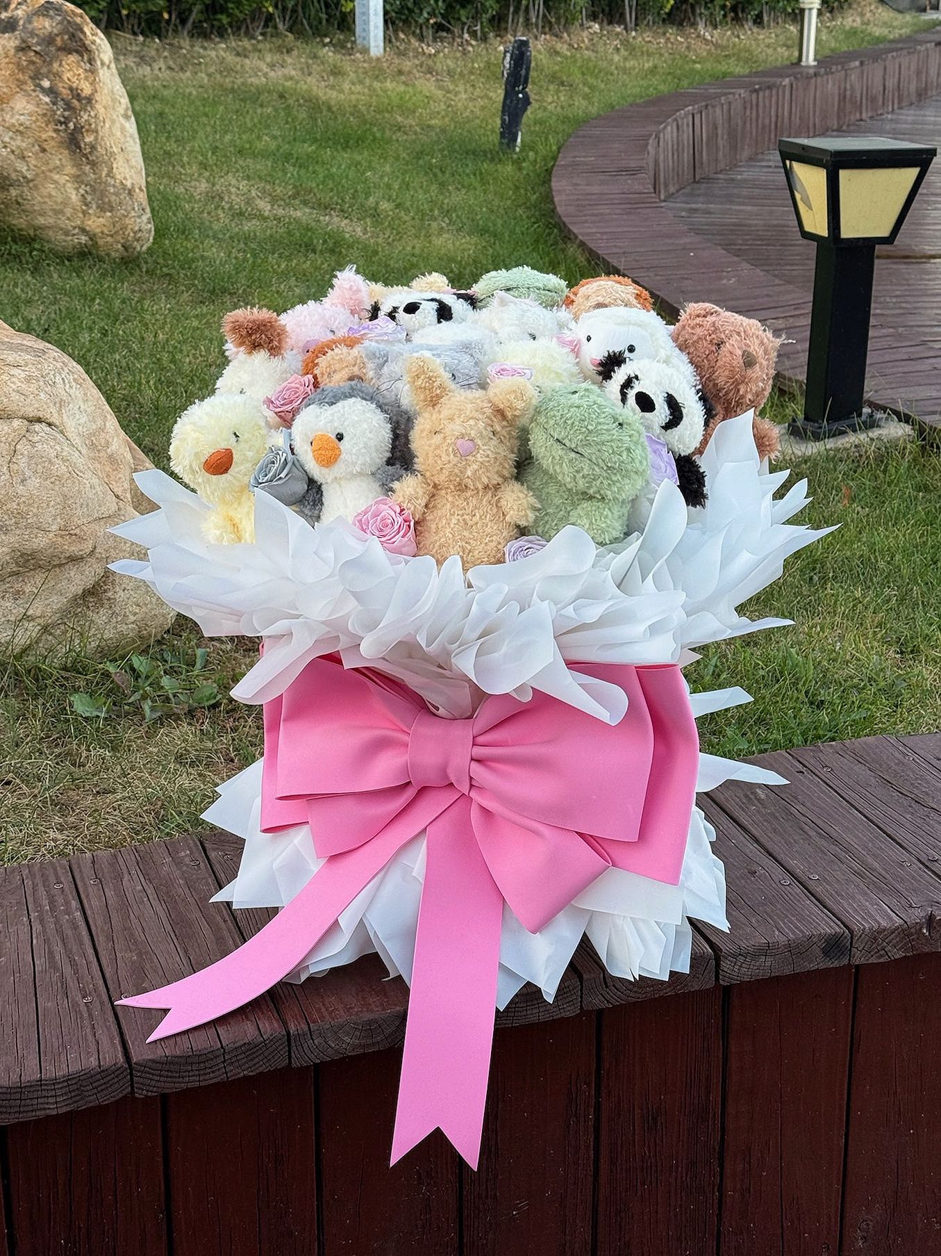 Comfort doll immortal rose gift box real flower immortal flower luxury birthday gift wedding proposal anniversary gift Valentine's Day gift Mother's Day gift