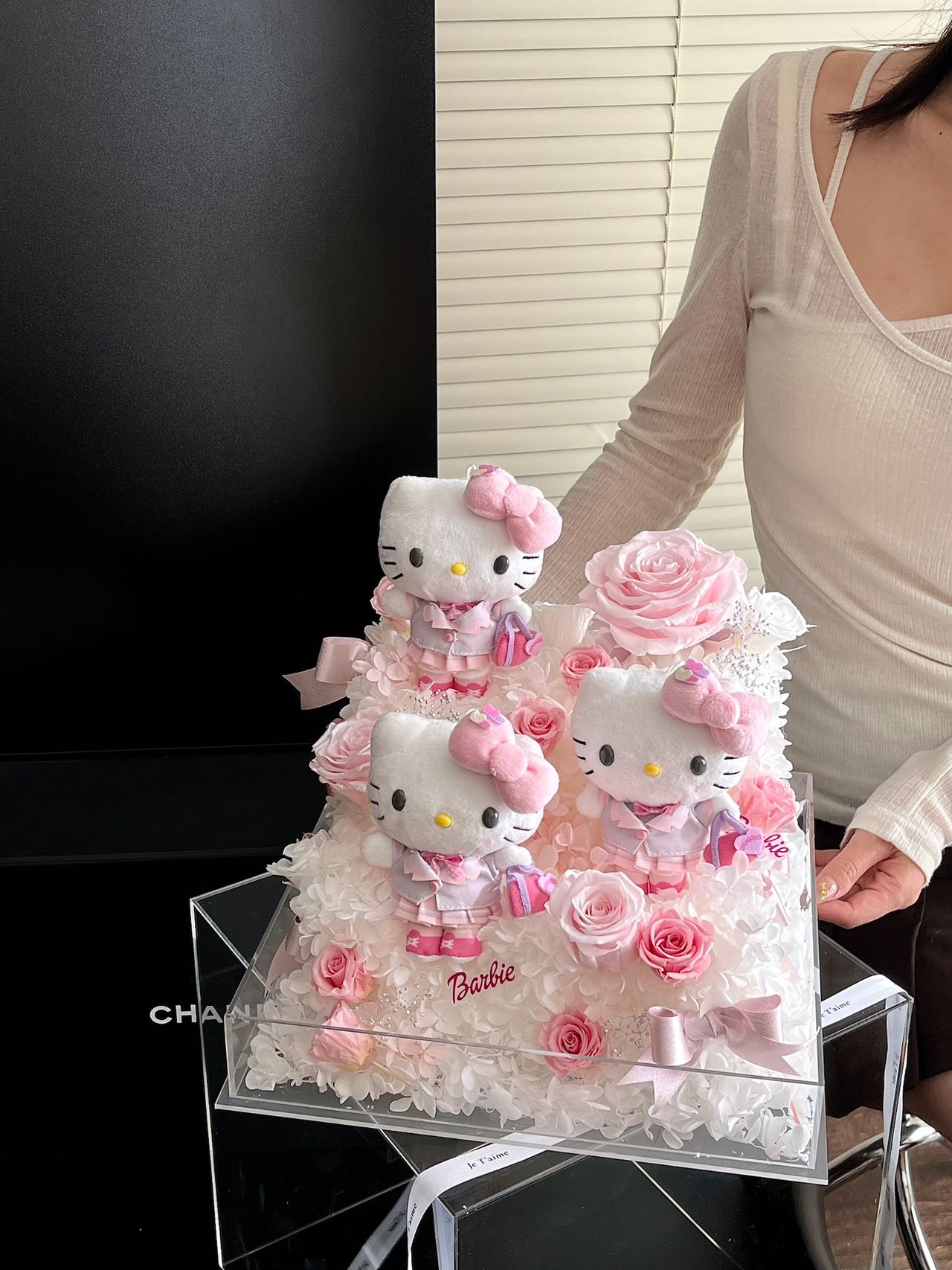 Preserved flowers and West Highland Terrier dog combination garden eternal rose gift birthday gift