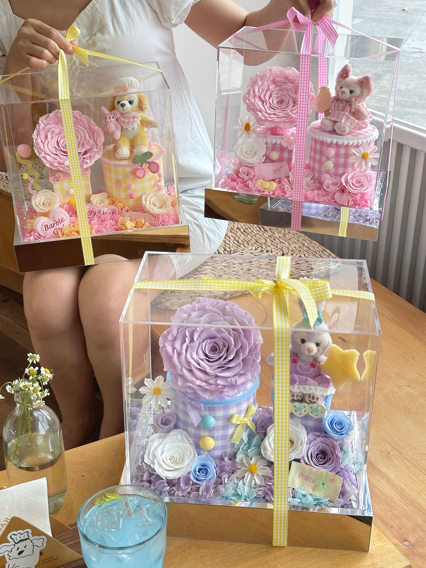 Eternal Rose and Hello Kitty combination garden Valentine's Day gift box birthday gift commemorative gift