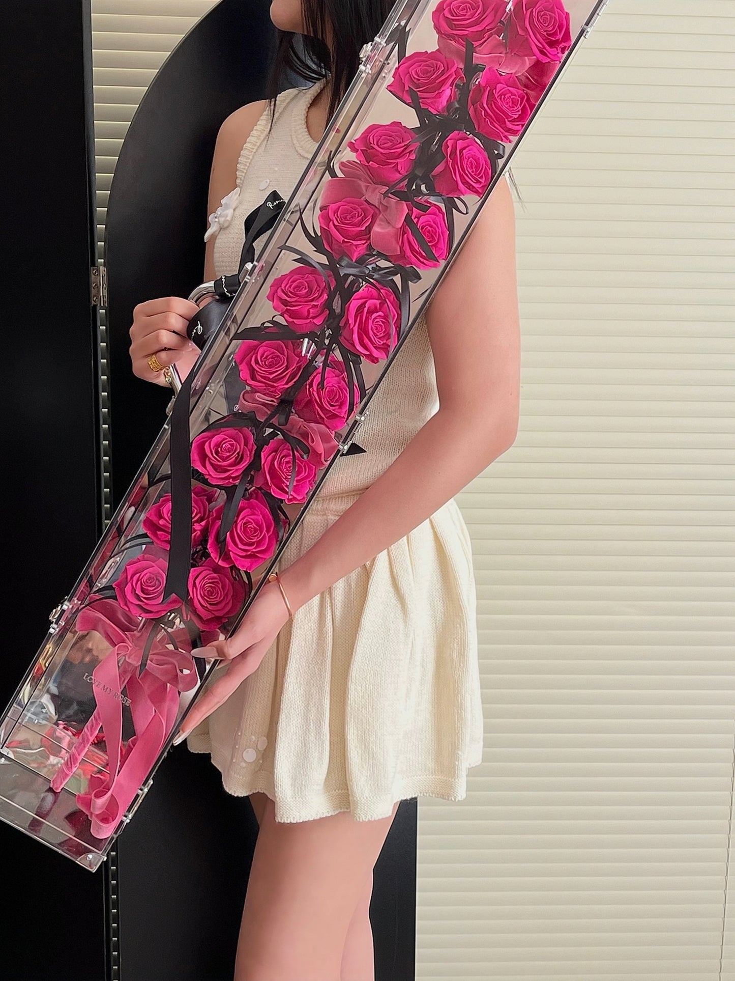 Acrylic gift box, everlasting rose gift box, candied haws bouquet, 19 large roses, pink Floyd red, plum jam